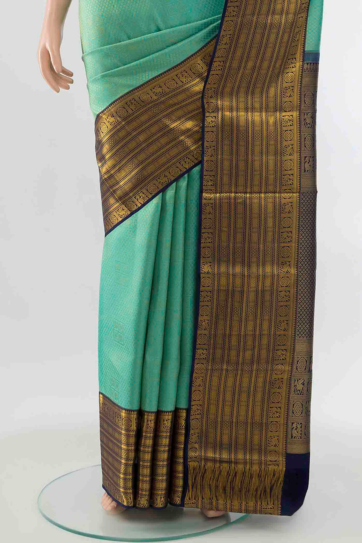 pleats pallu