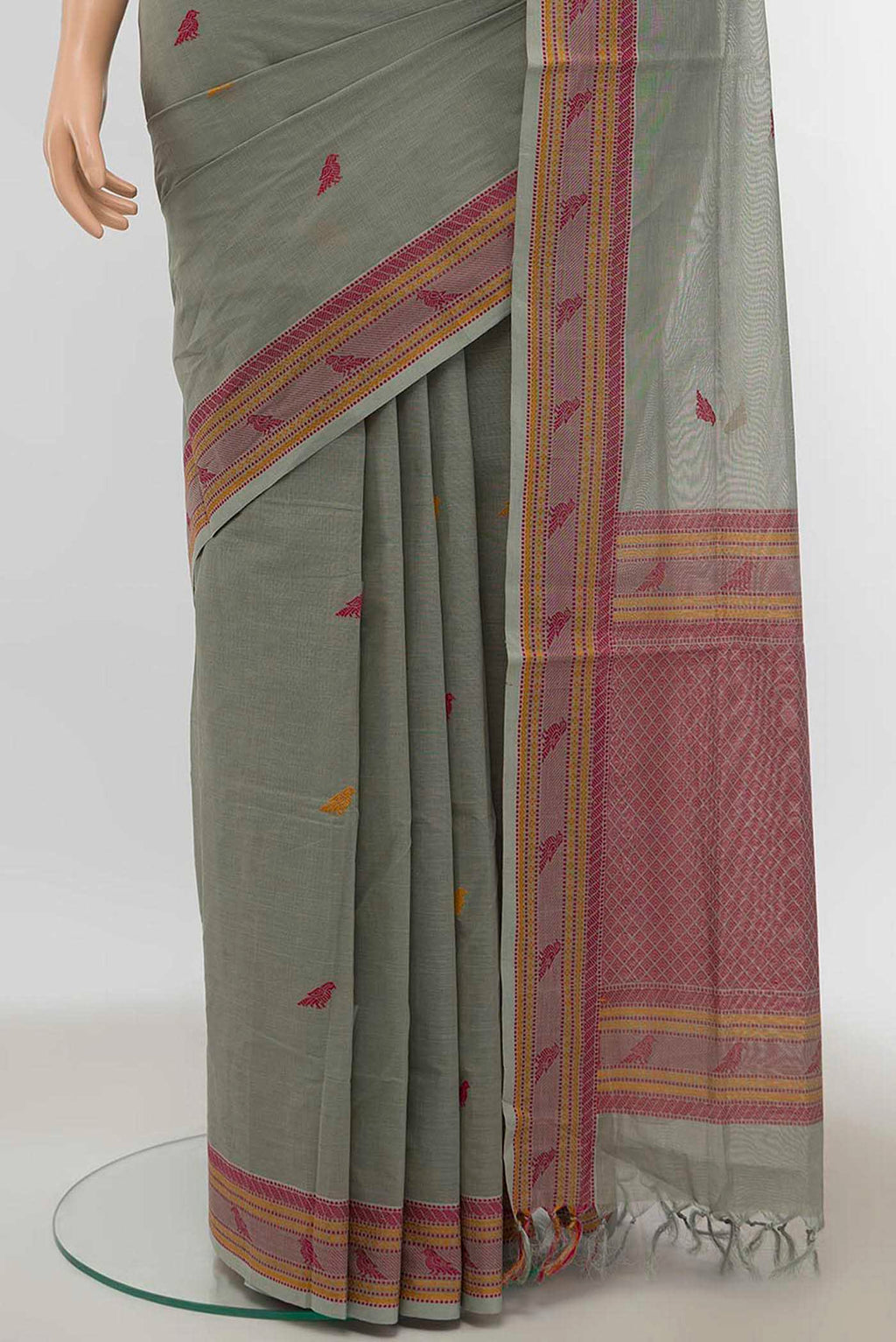 pleats pallu