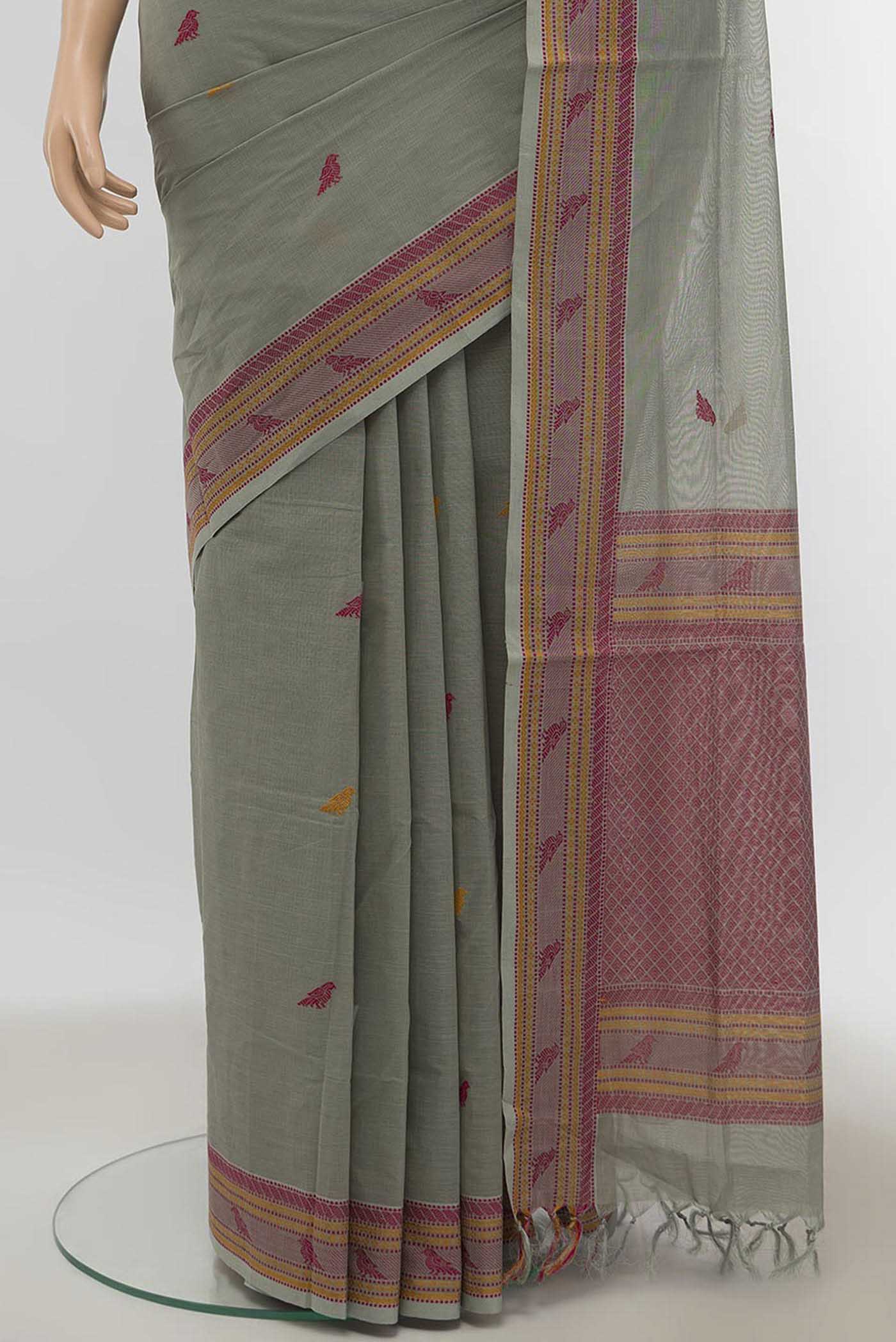 pleats pallu