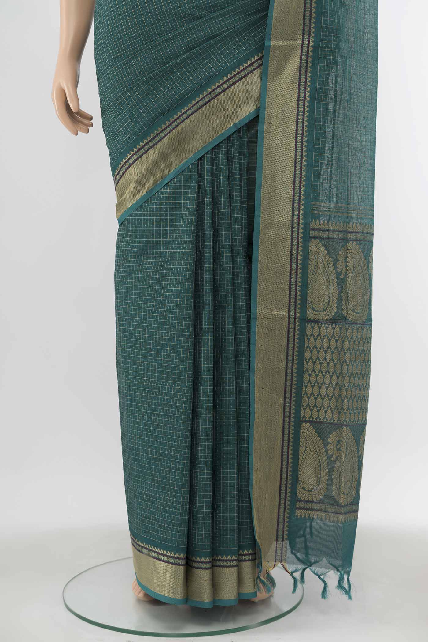 pleats pallu