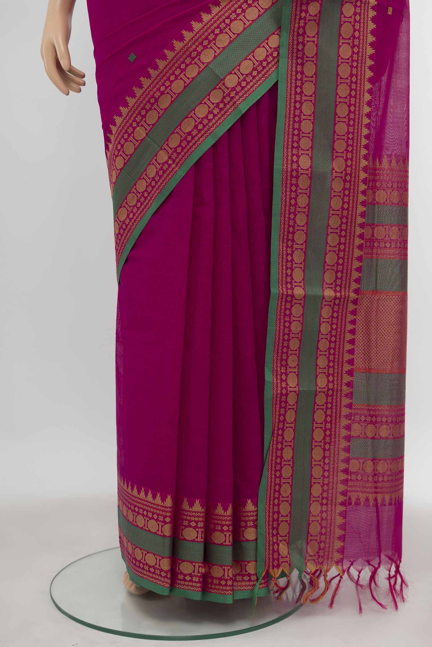 pleats pallu