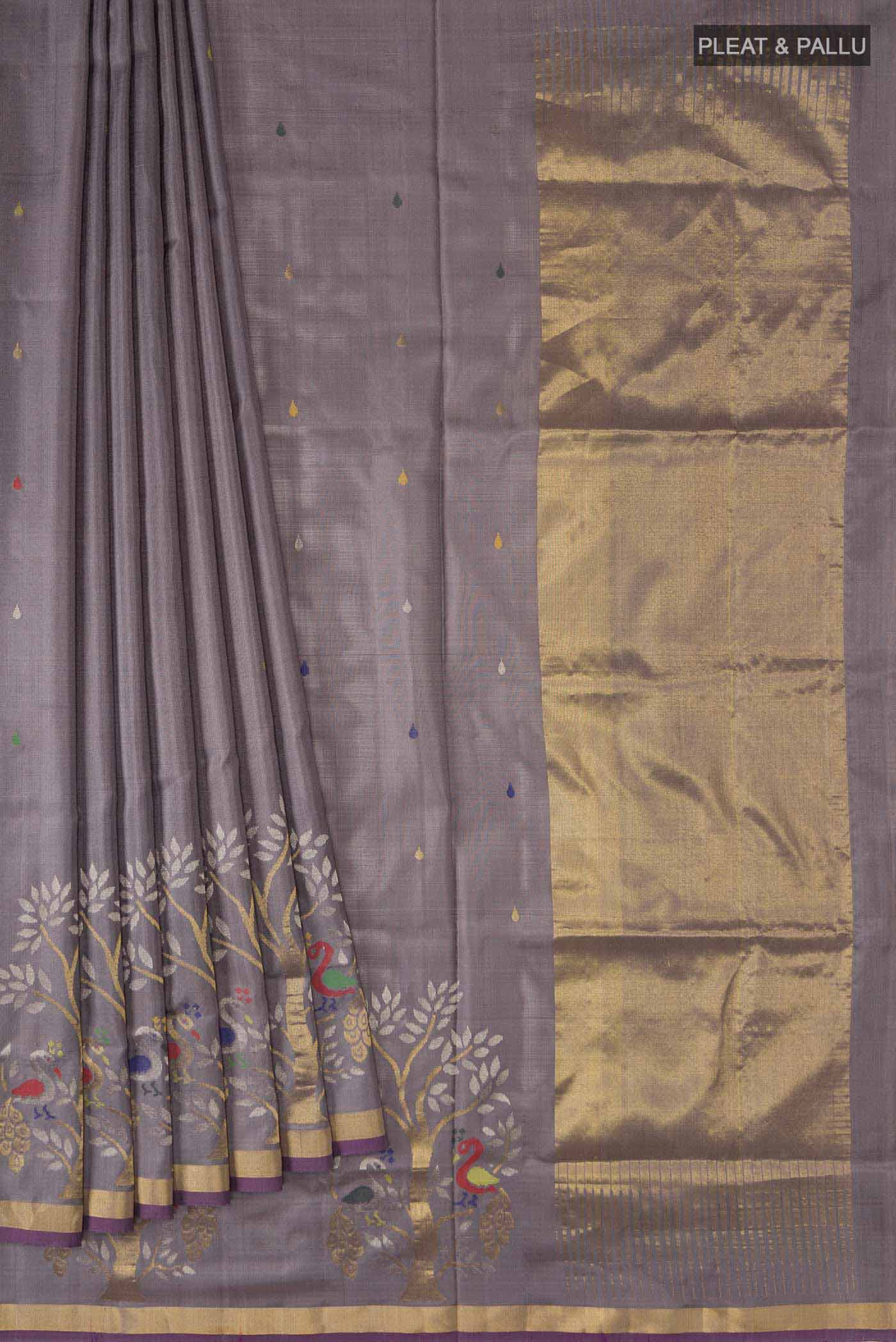 pleats pallu