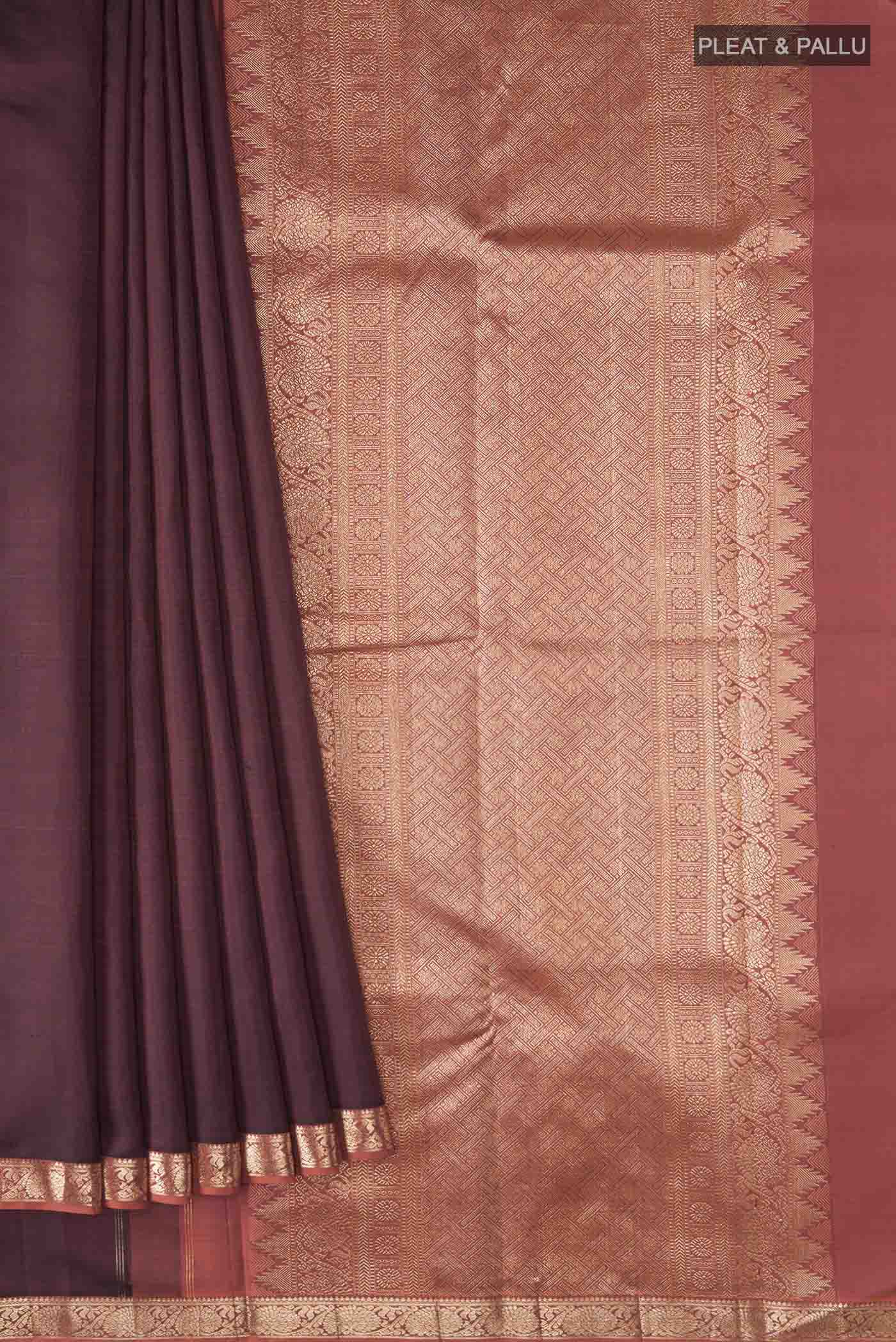 pleats pallu