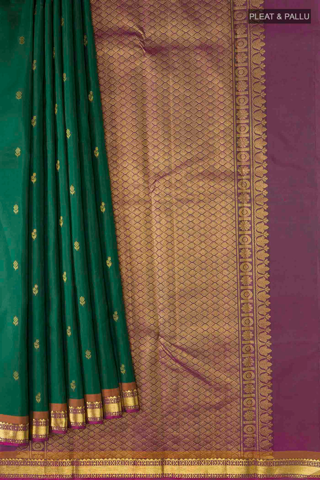 pleats pallu