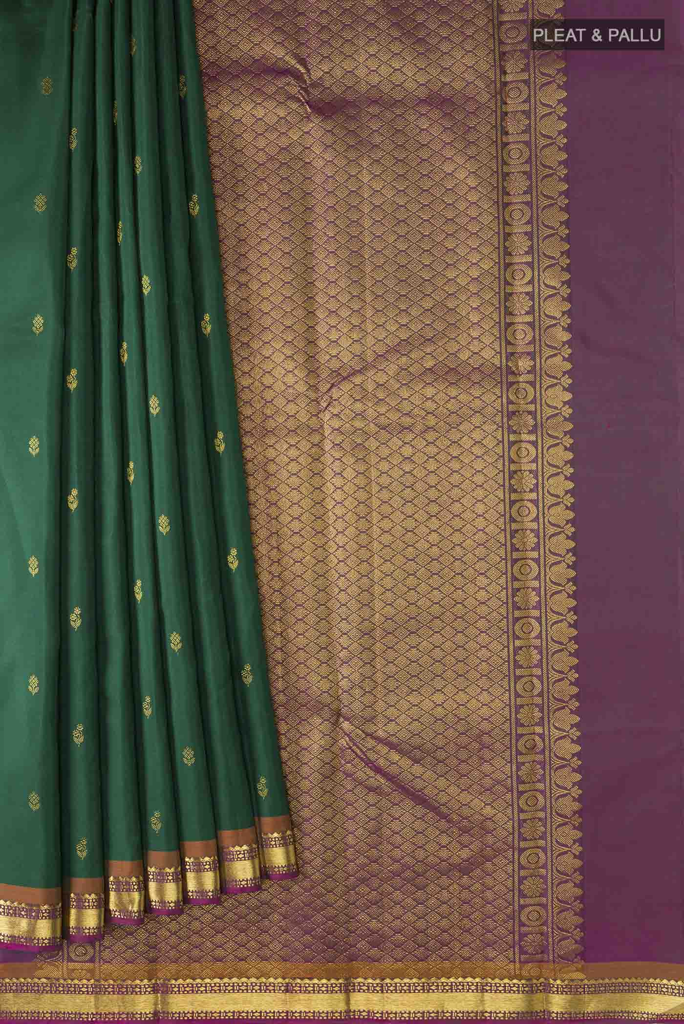 pleats pallu