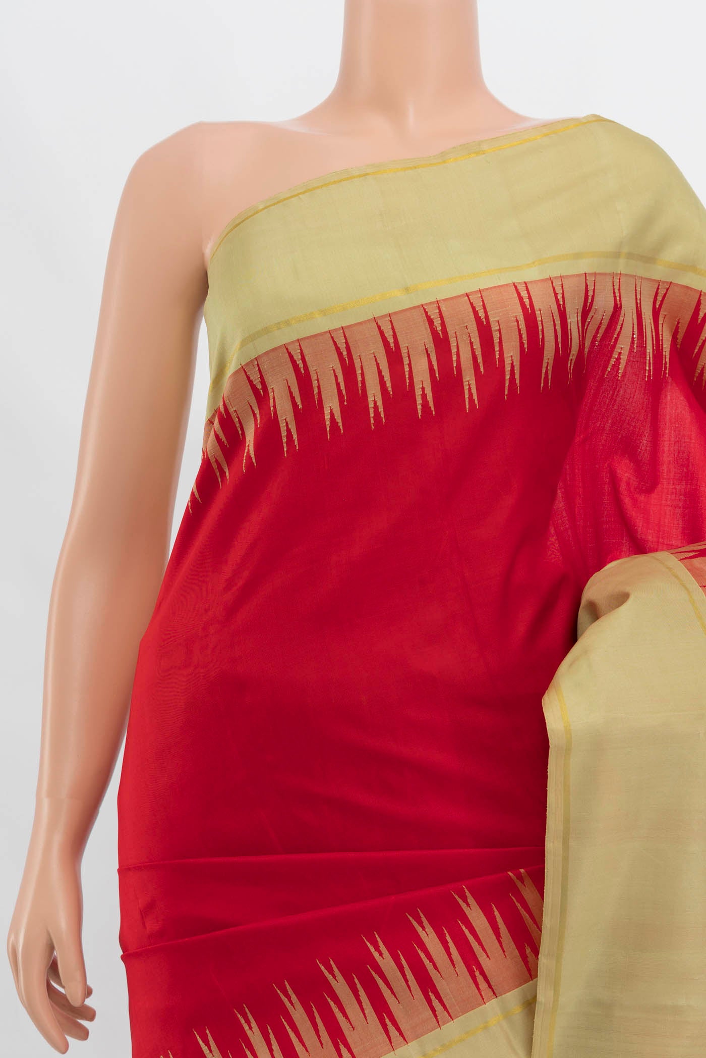 Border image of Red Kanjivaram Silk Saree with Zari Butta on the body and Zari Border. 