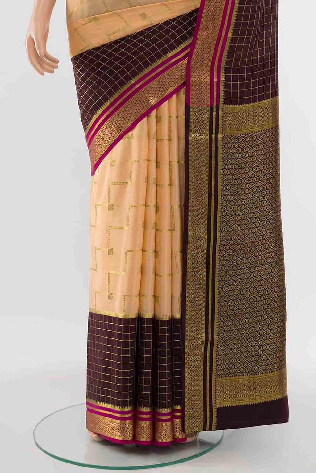 pleats pallu