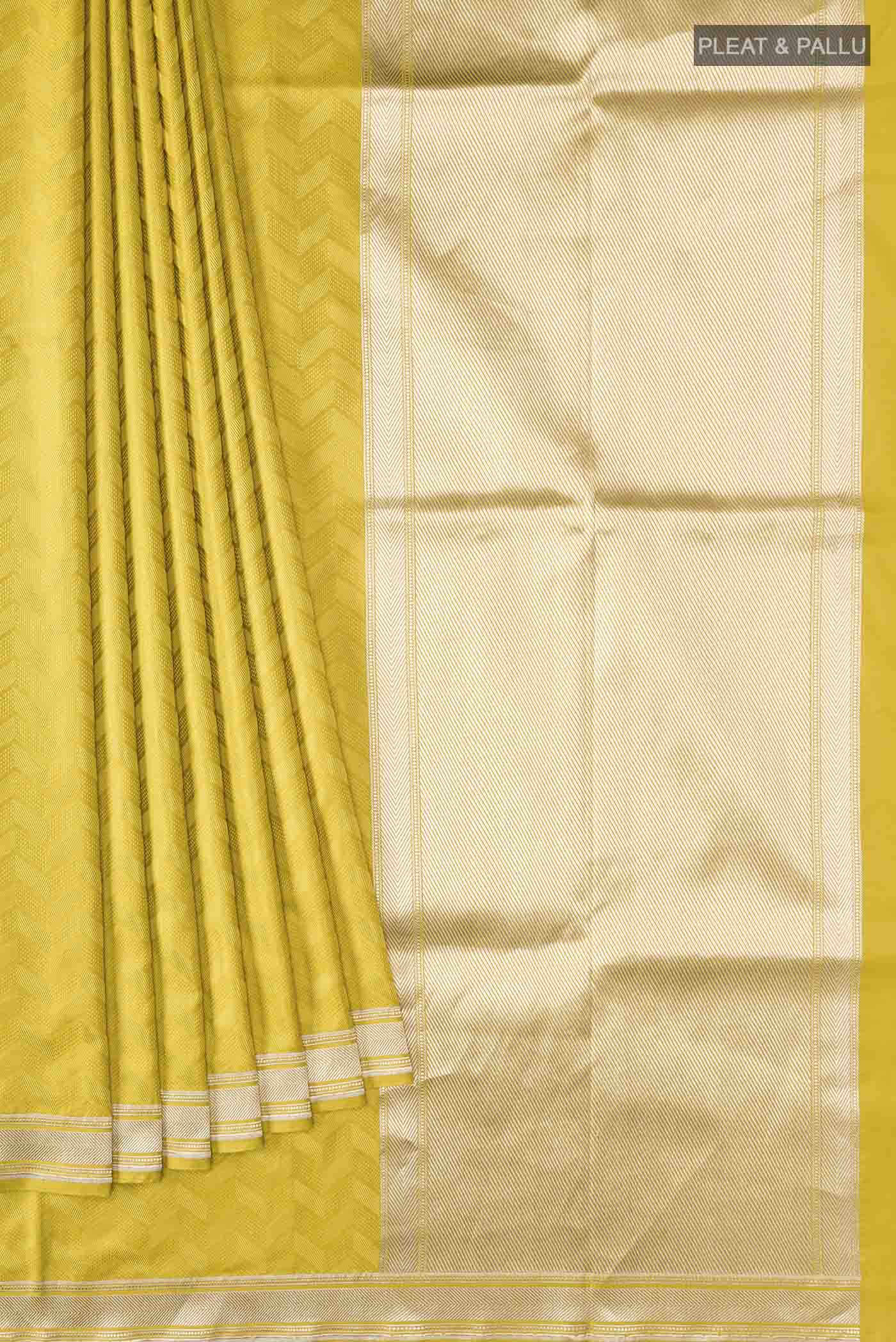 pleats pallu