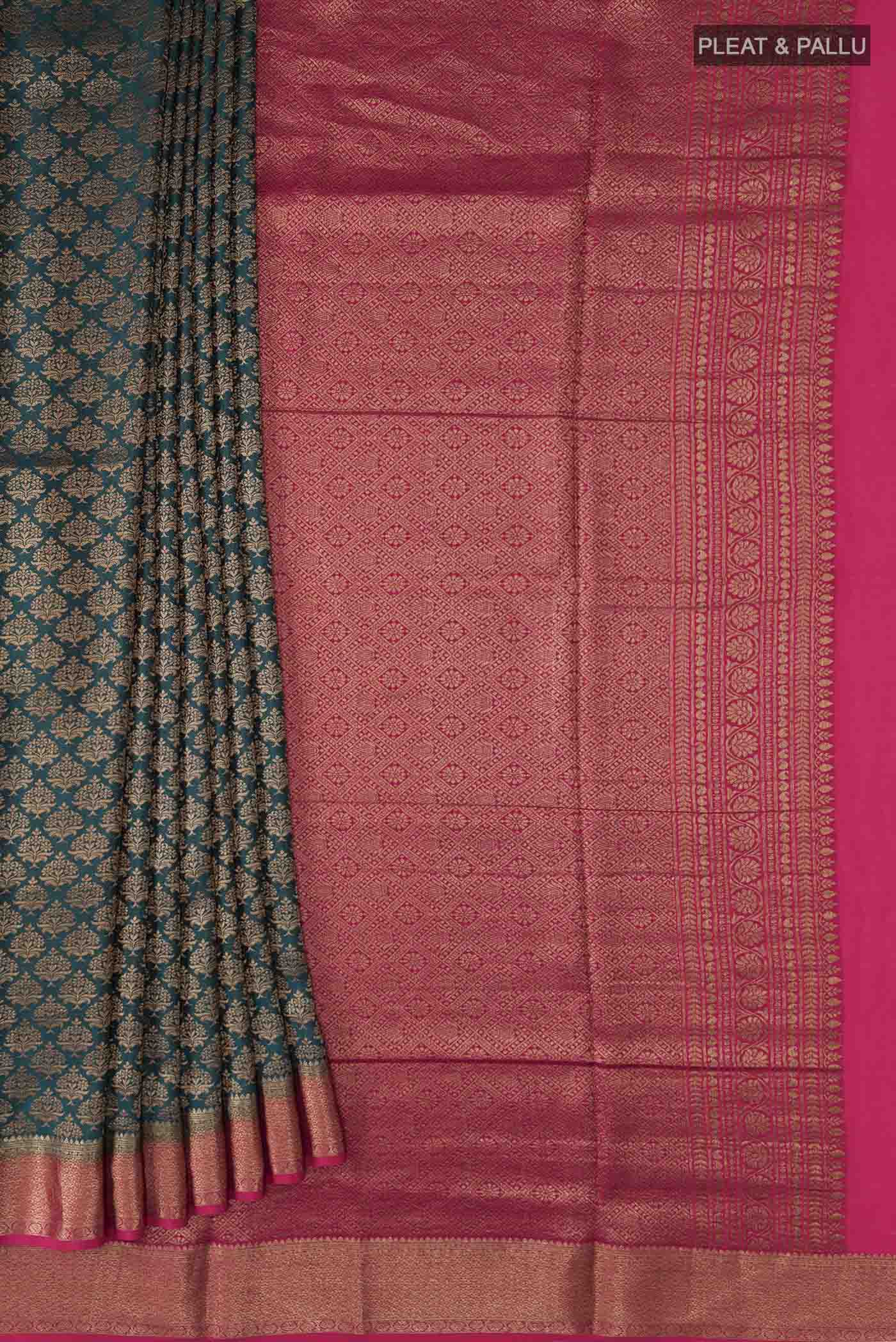 pleats pallu