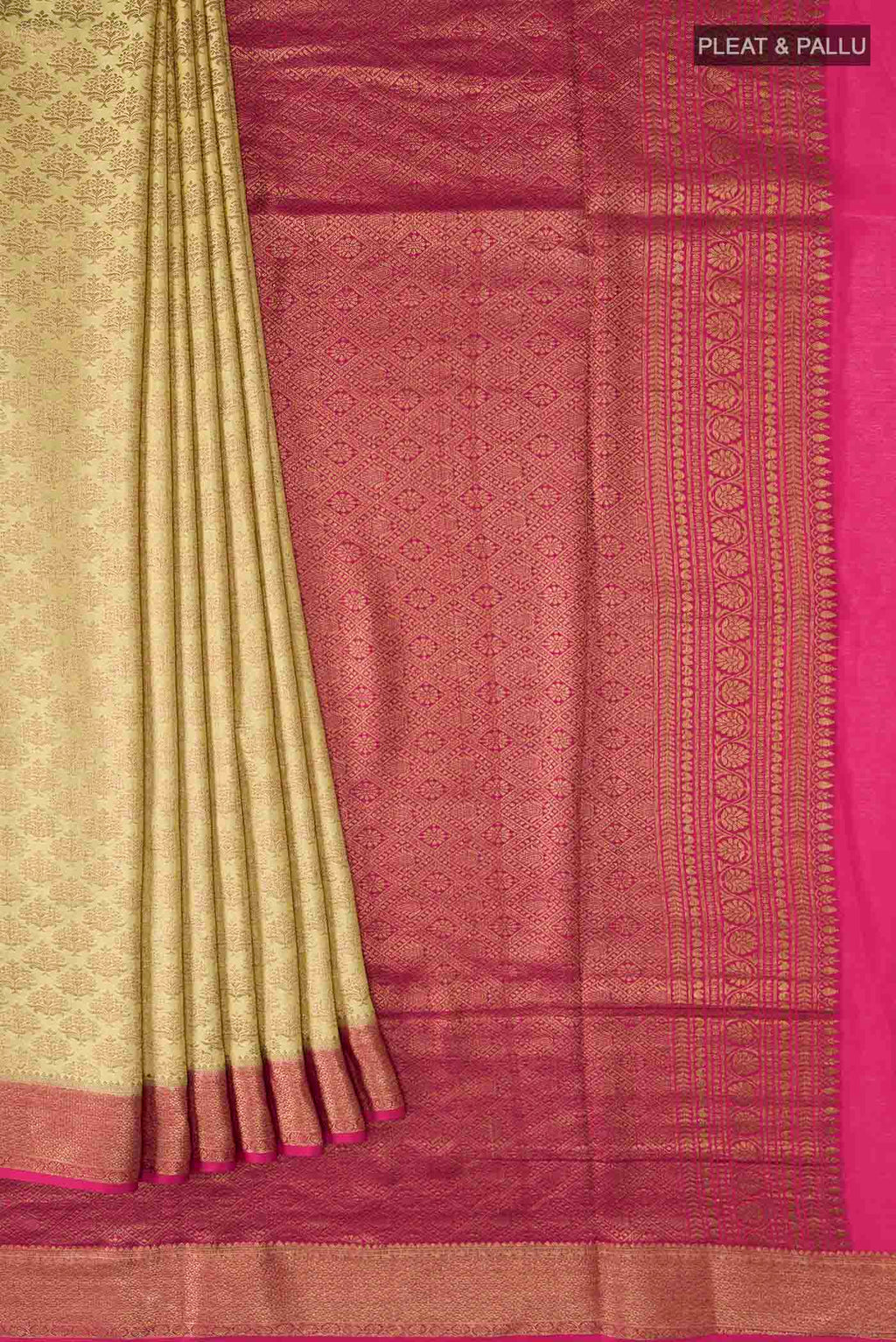 pleats pallu