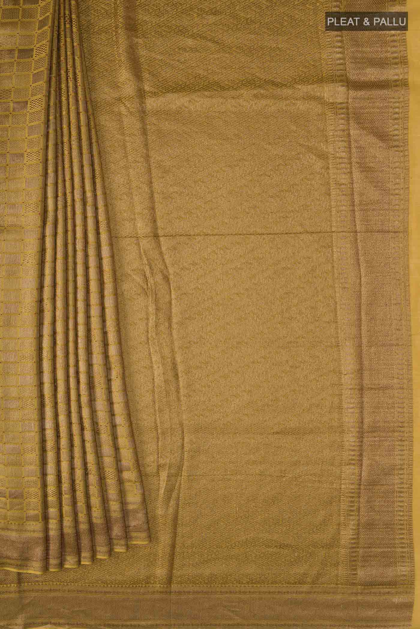 pleats pallu