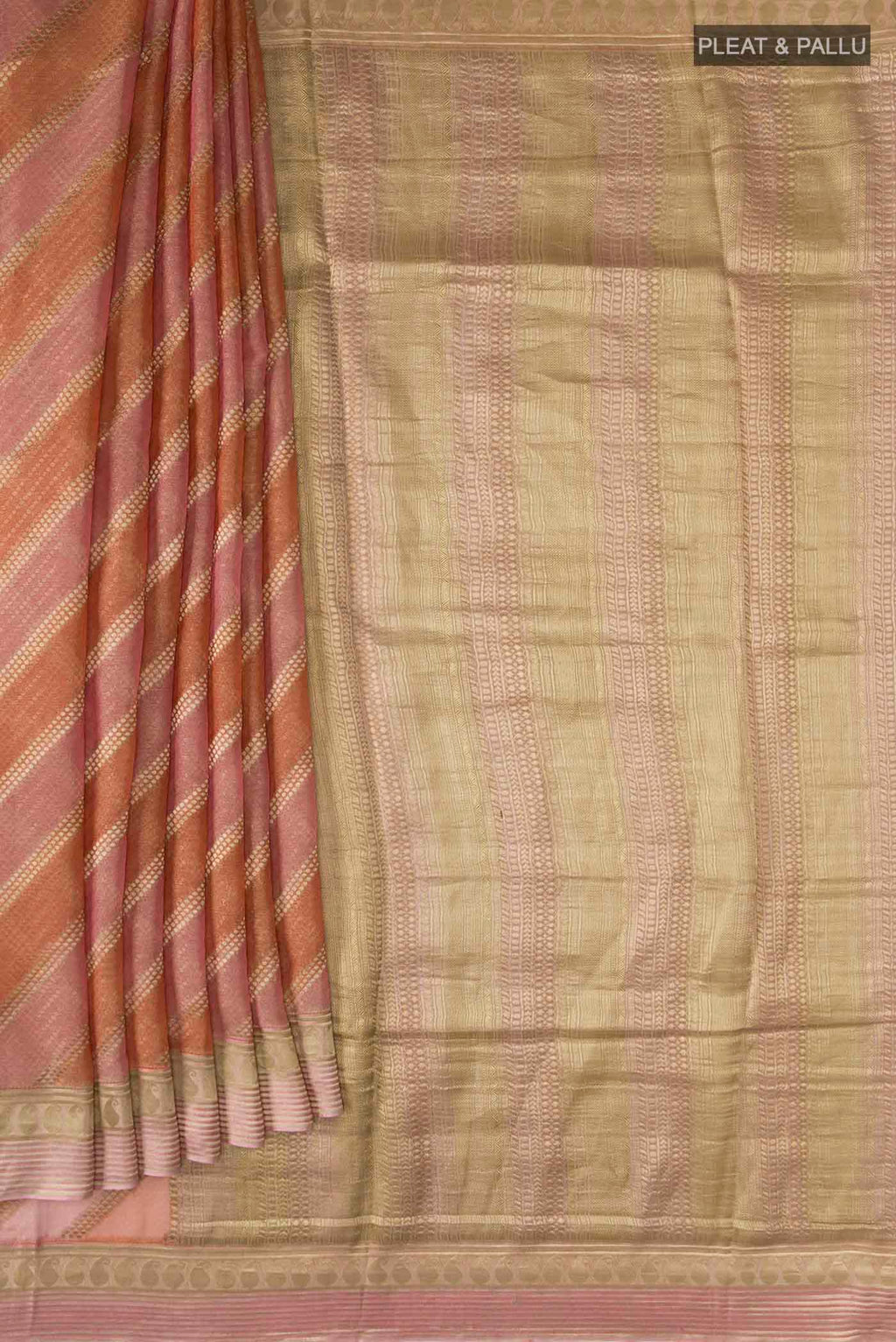 pleats pallu