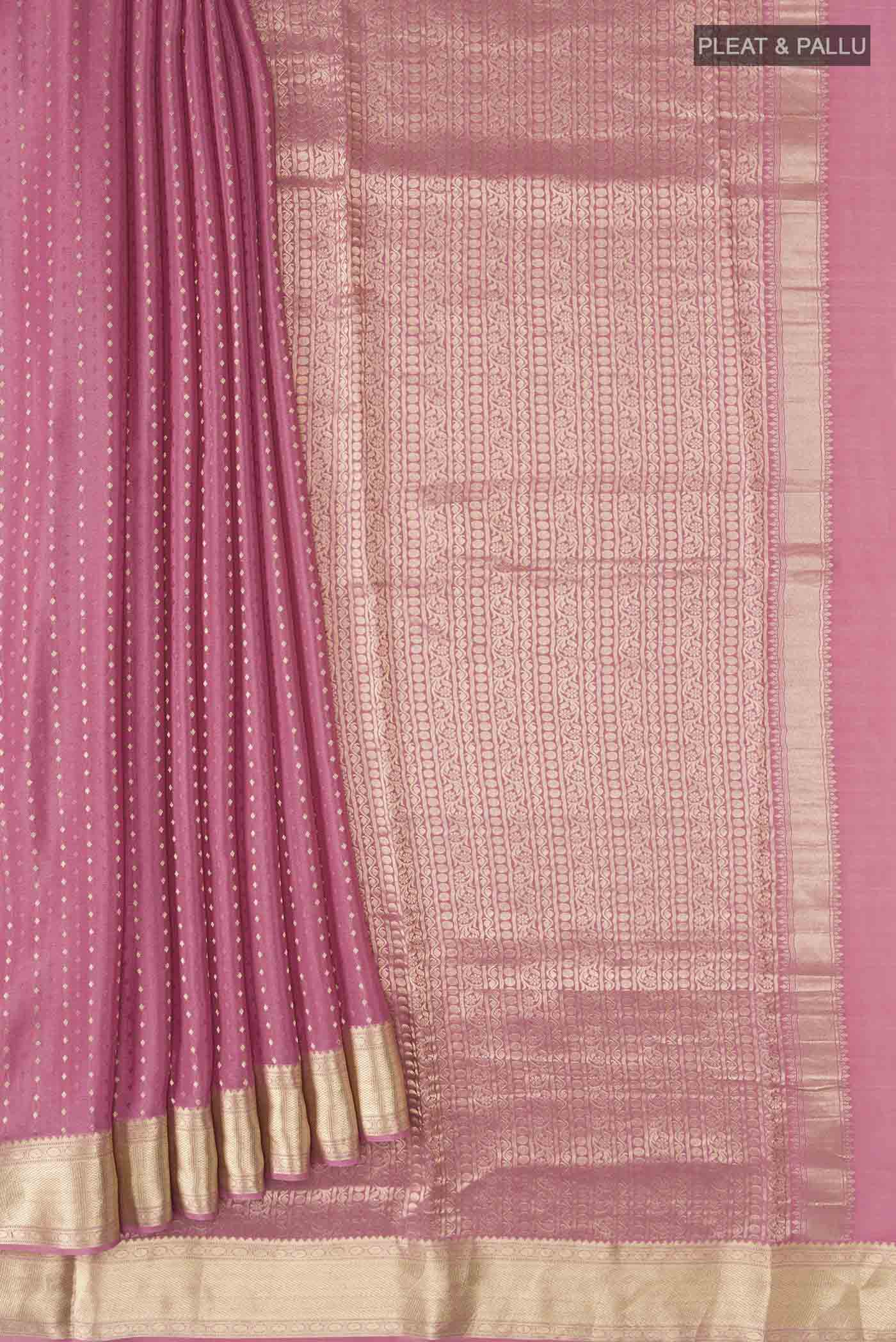 pleats pallu