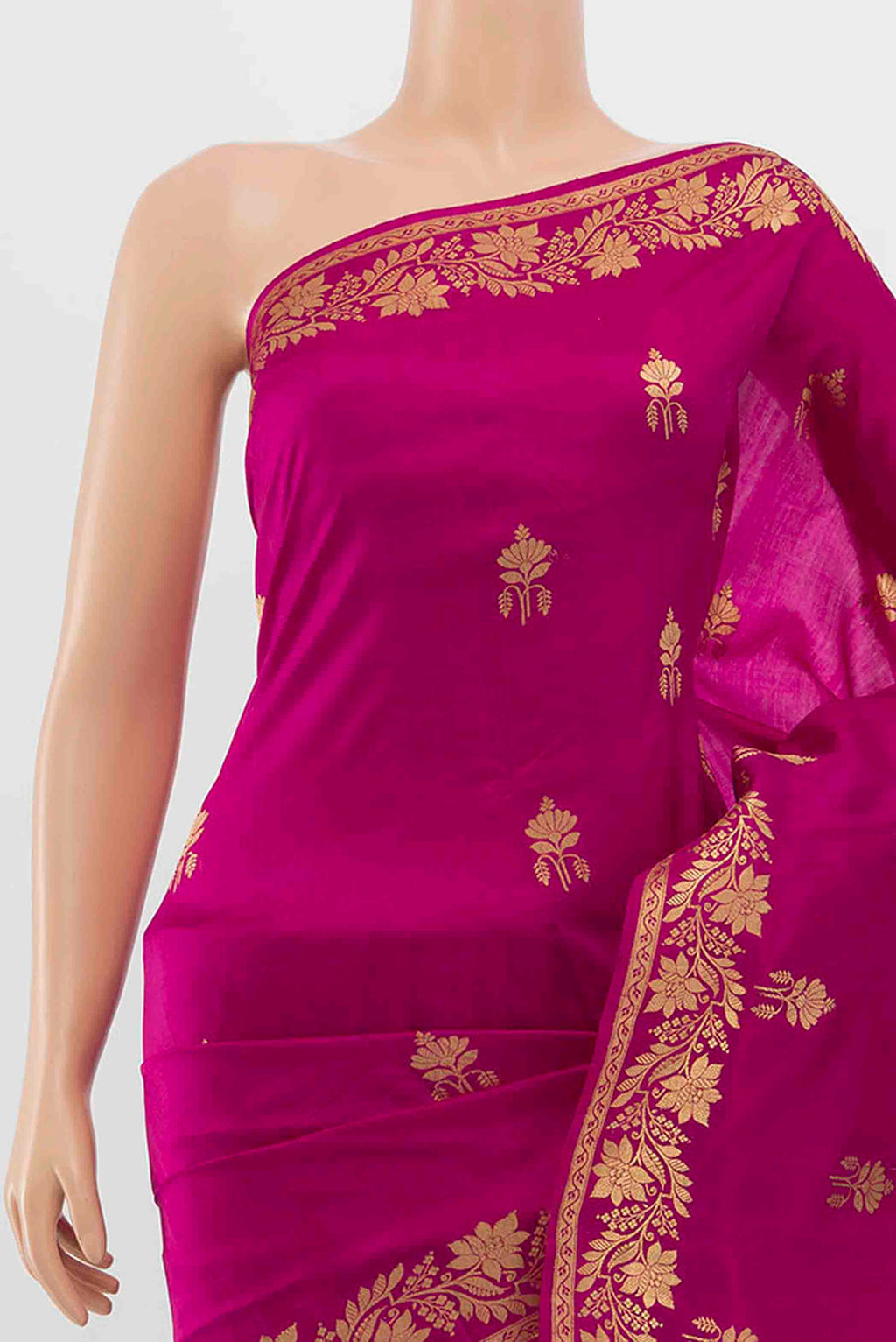 Border image of Magenta Banarasi Katan Silk Saree with Zari Butta on the body and Zari Border