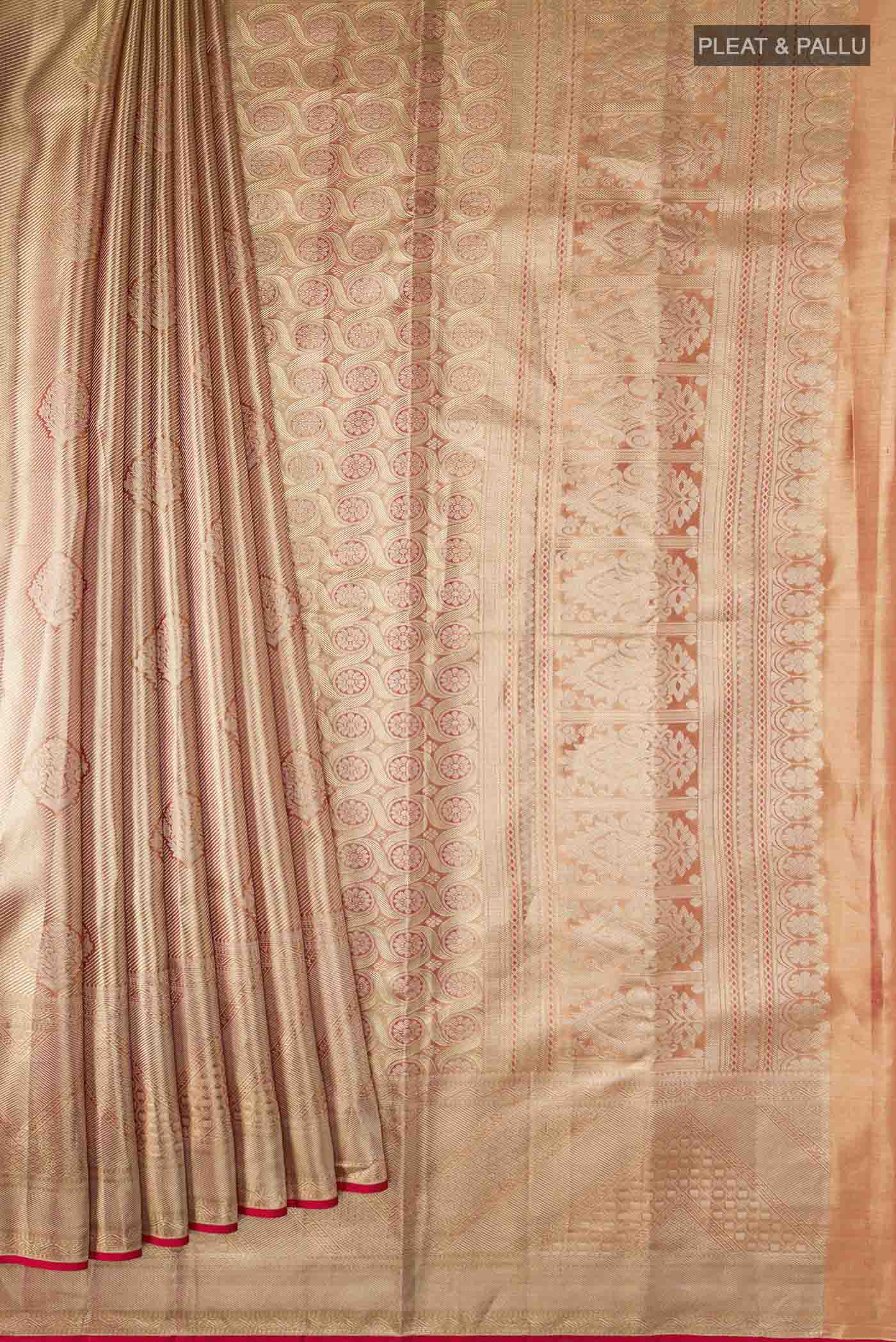 pleats pallu