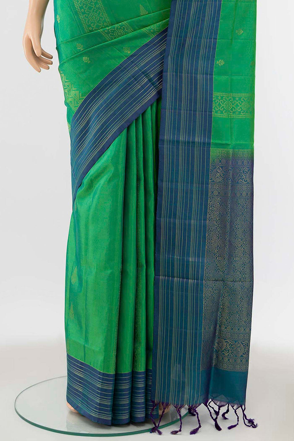 pleats pallu