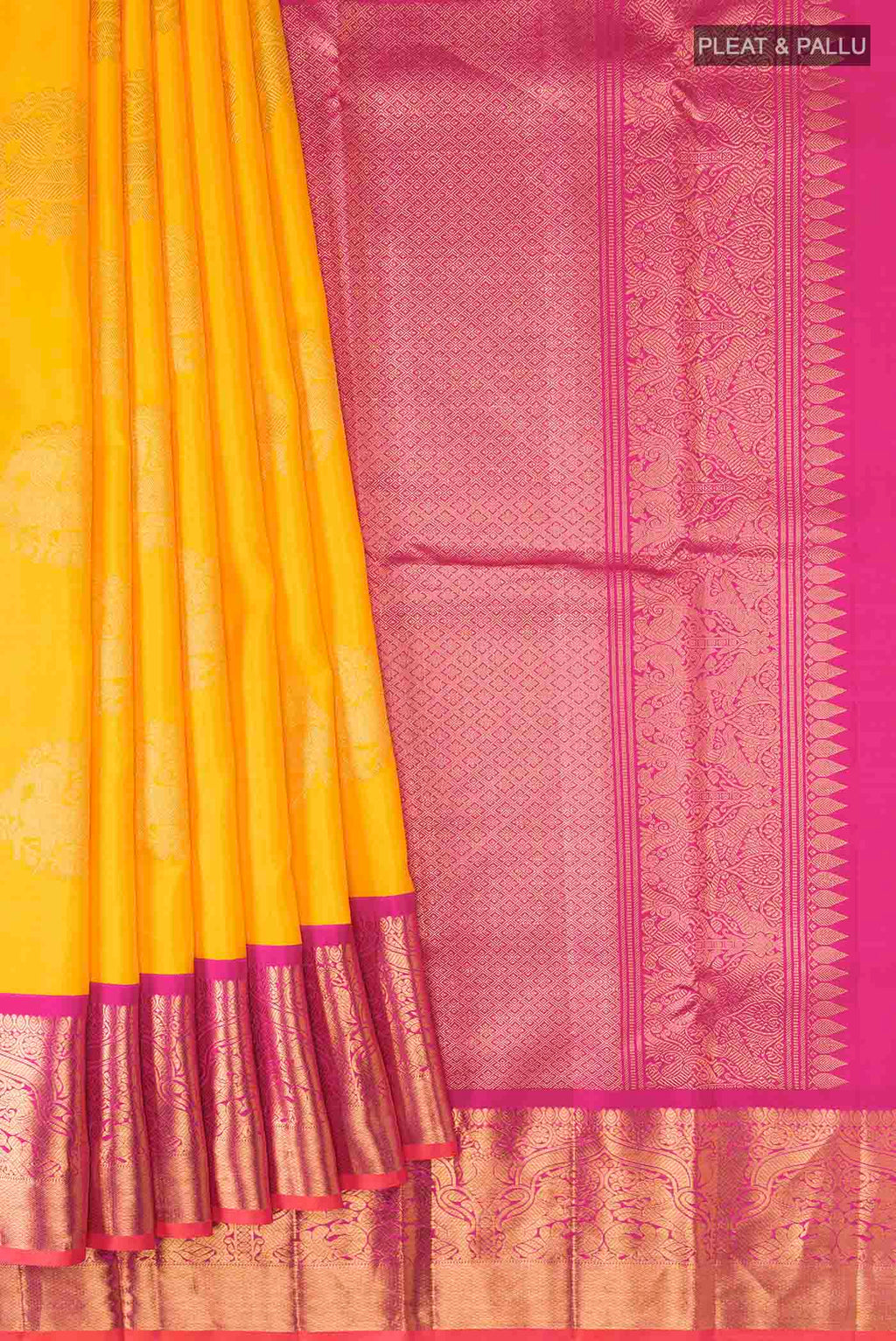 pleats pallu