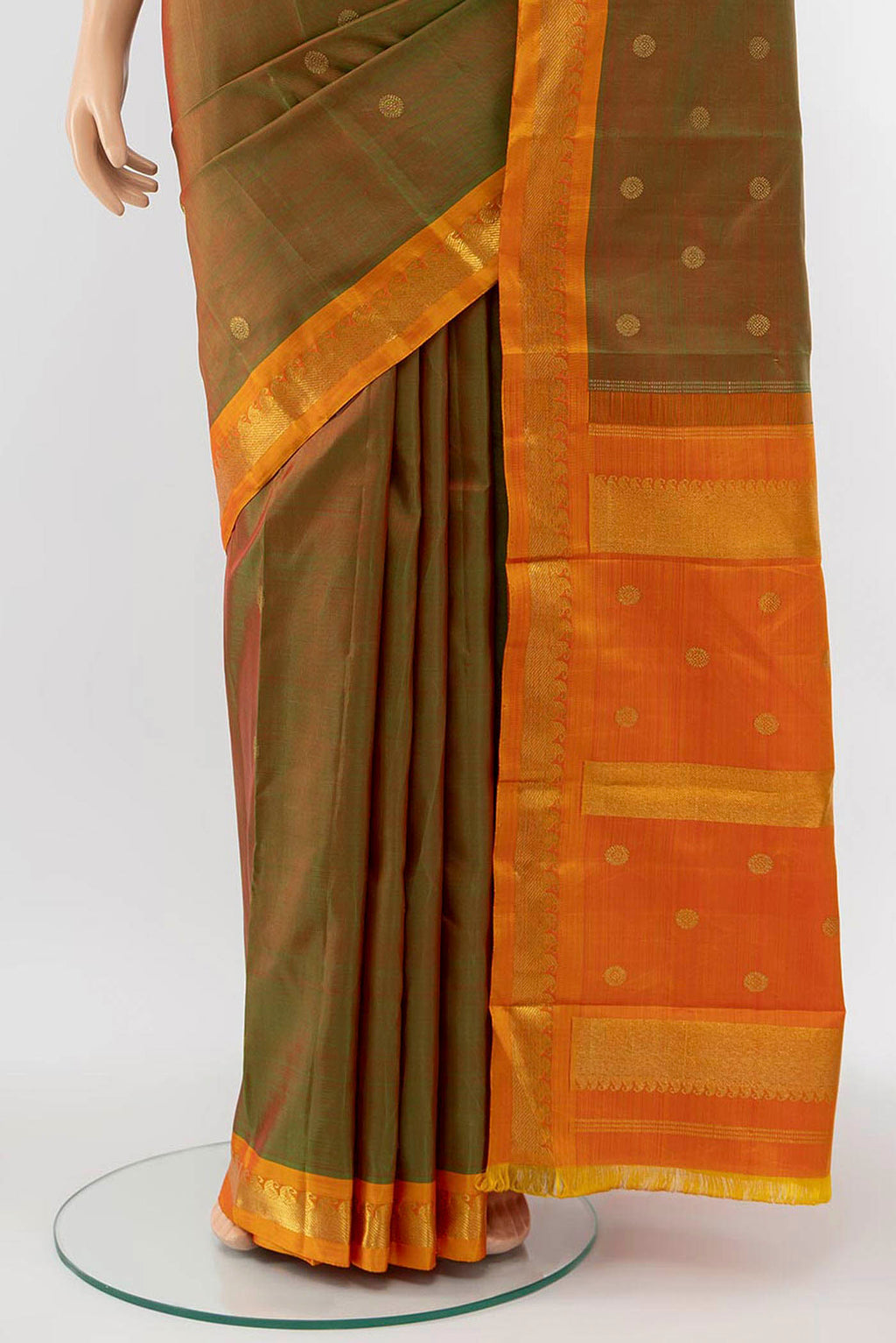 pleats pallu
