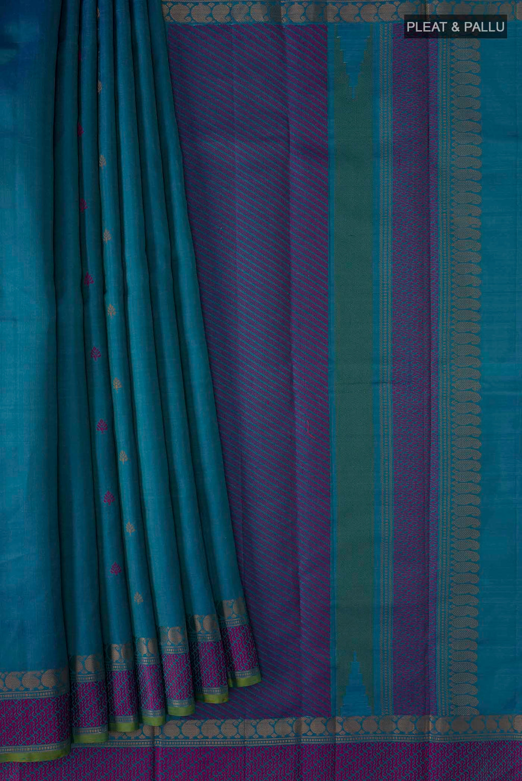 pleats pallu