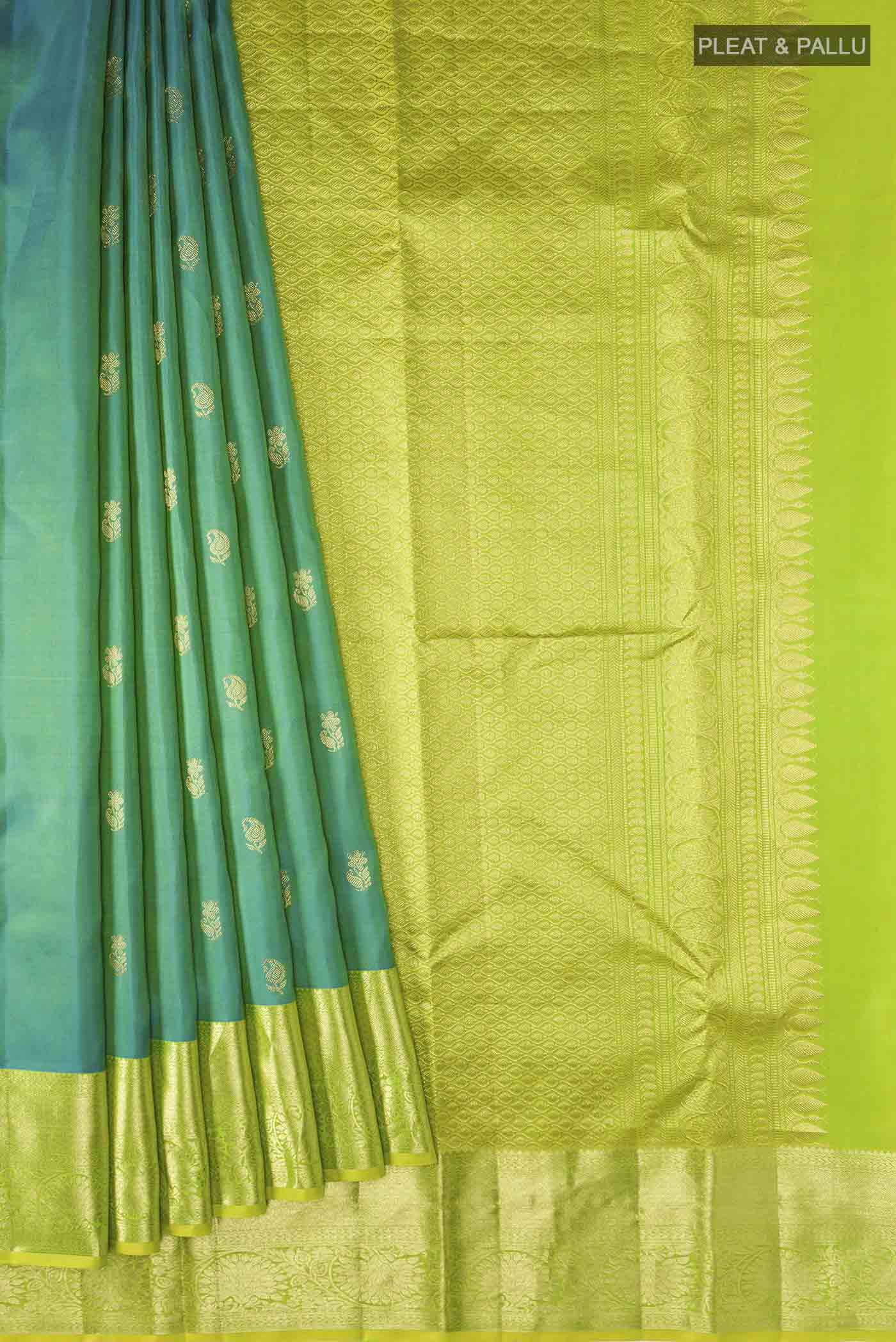 pleats pallu