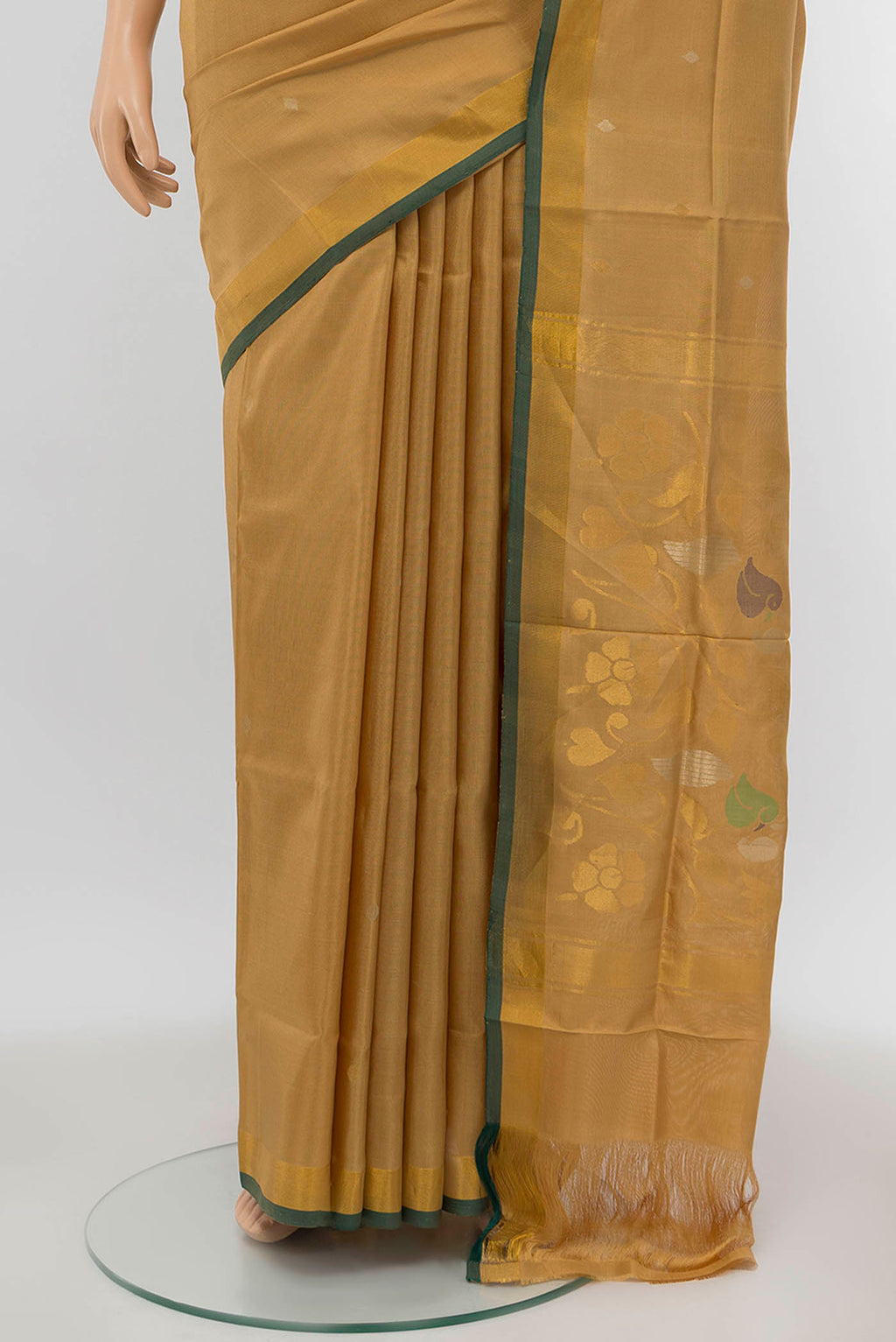 pleats pallu
