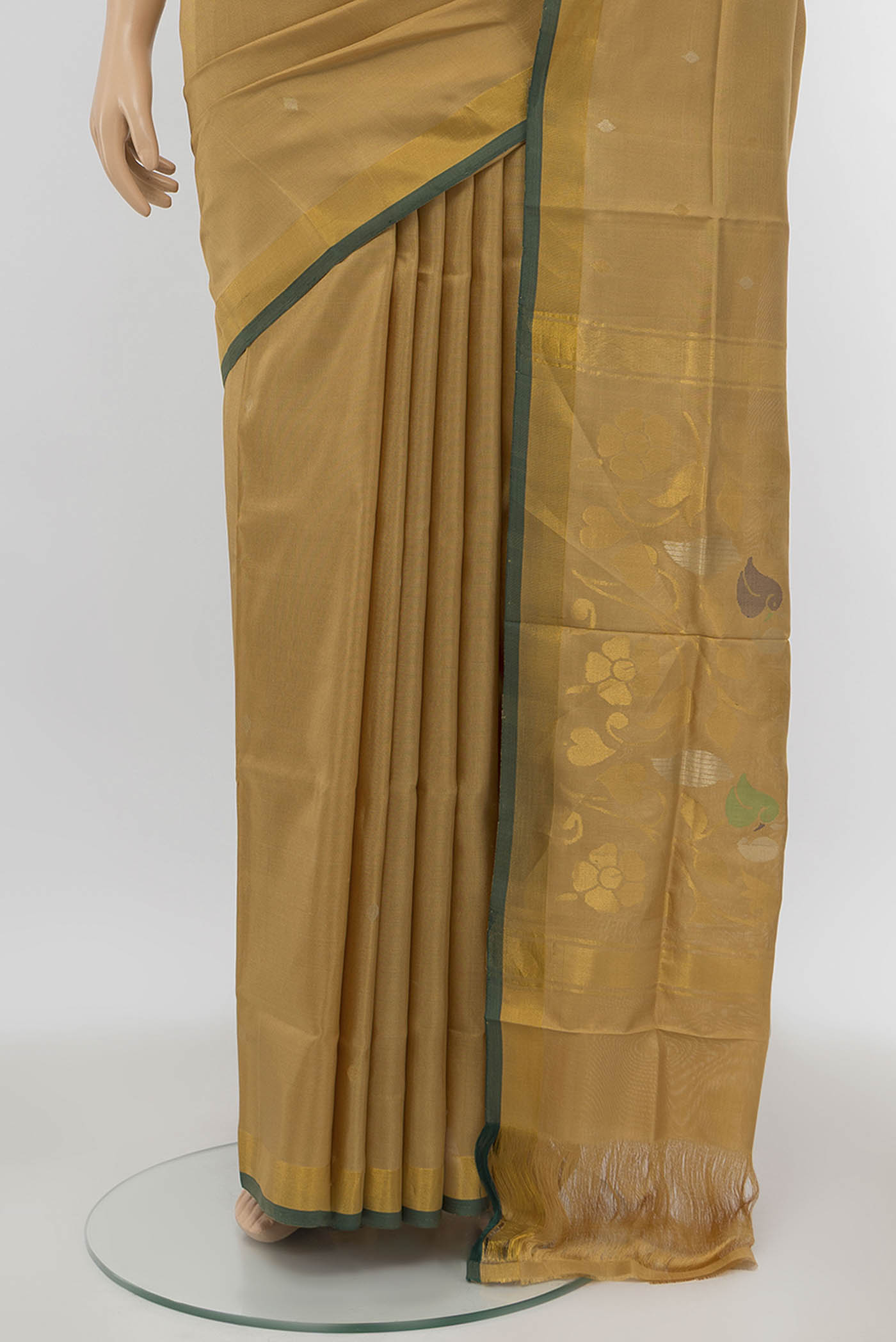 pleats pallu