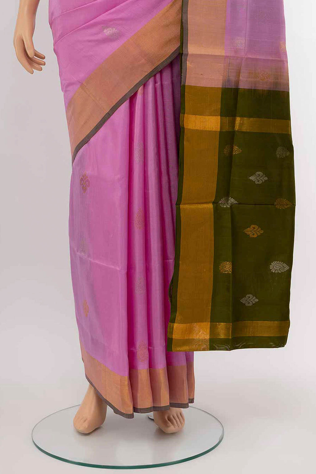 pleats pallu