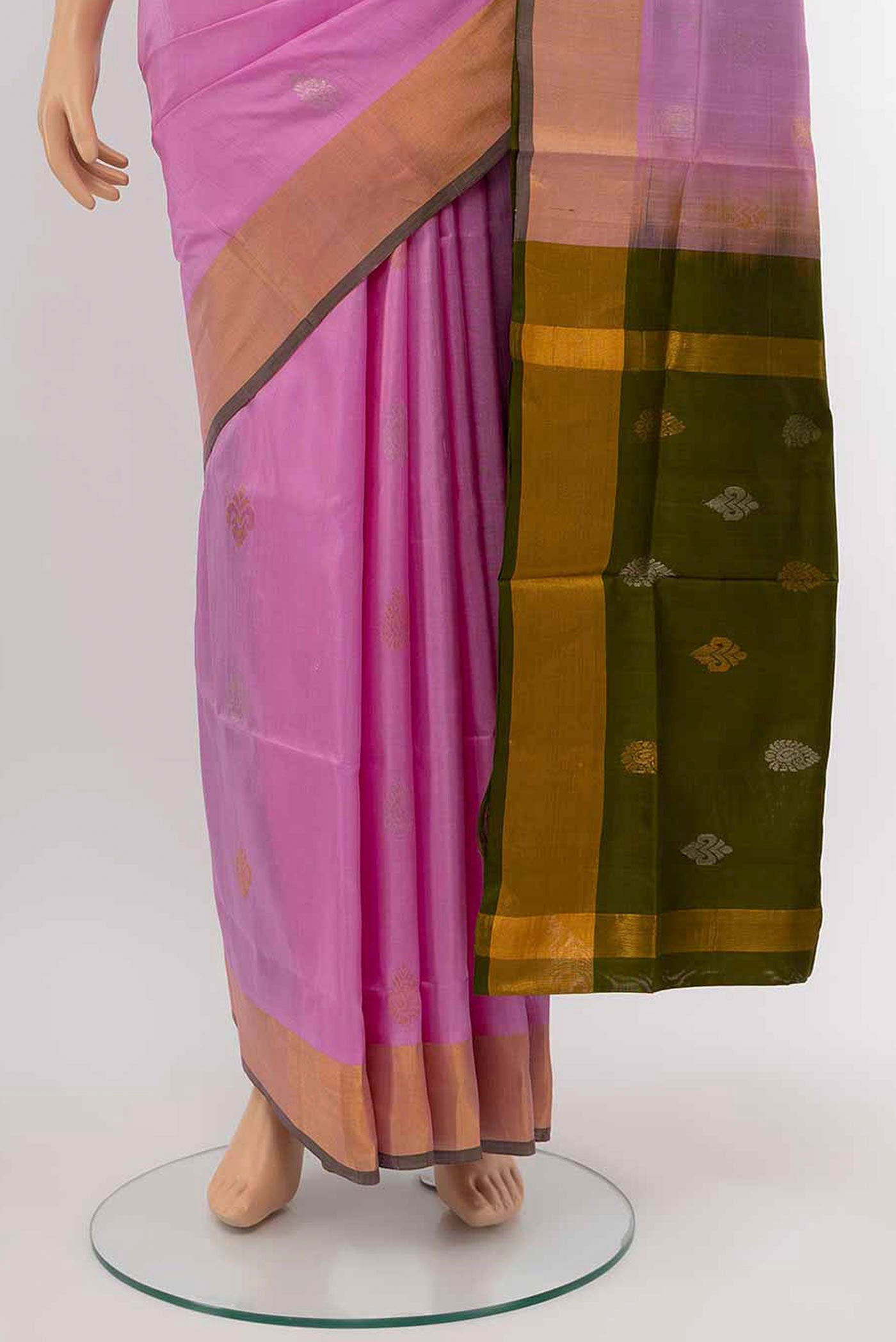 pleats pallu