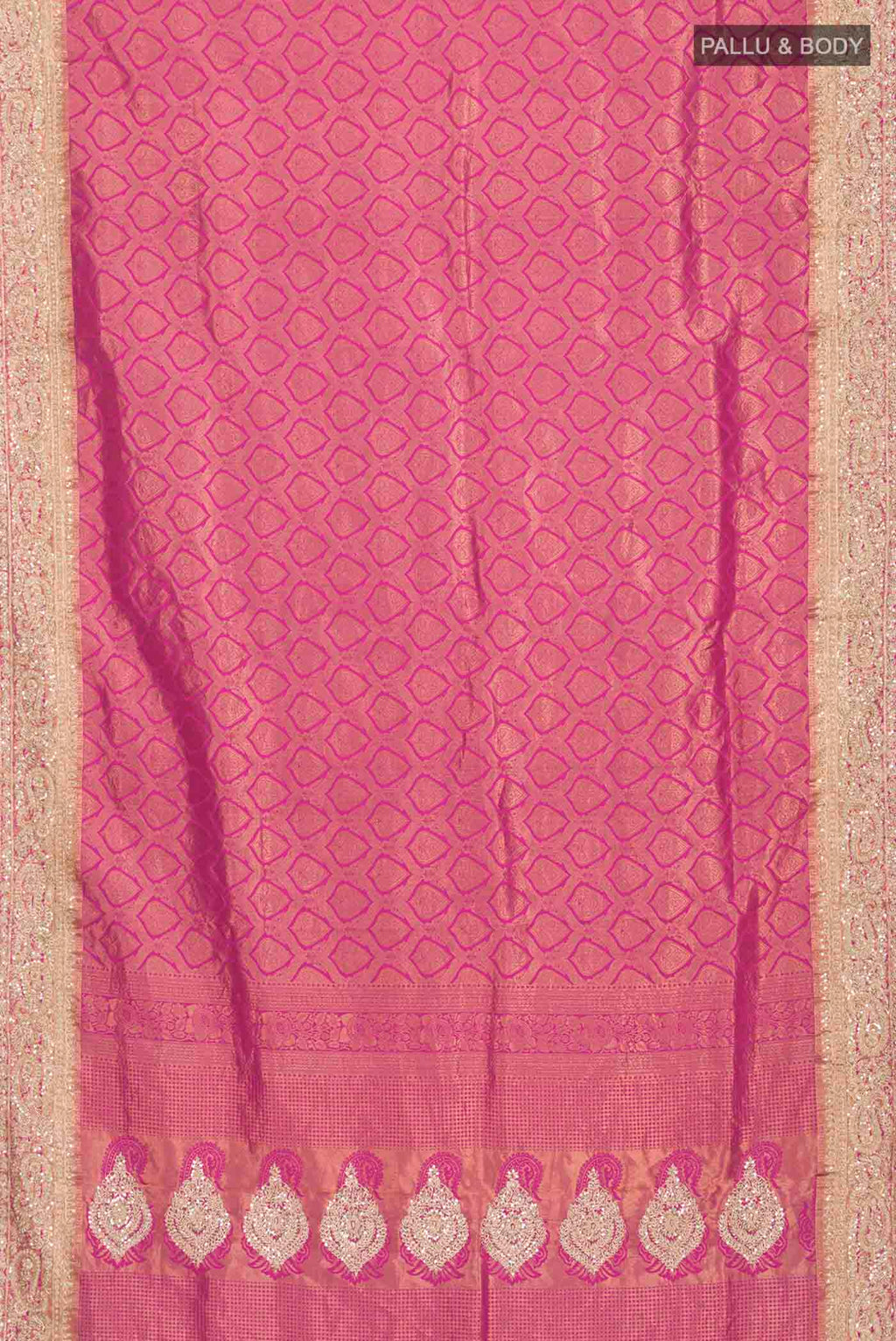 pallu body