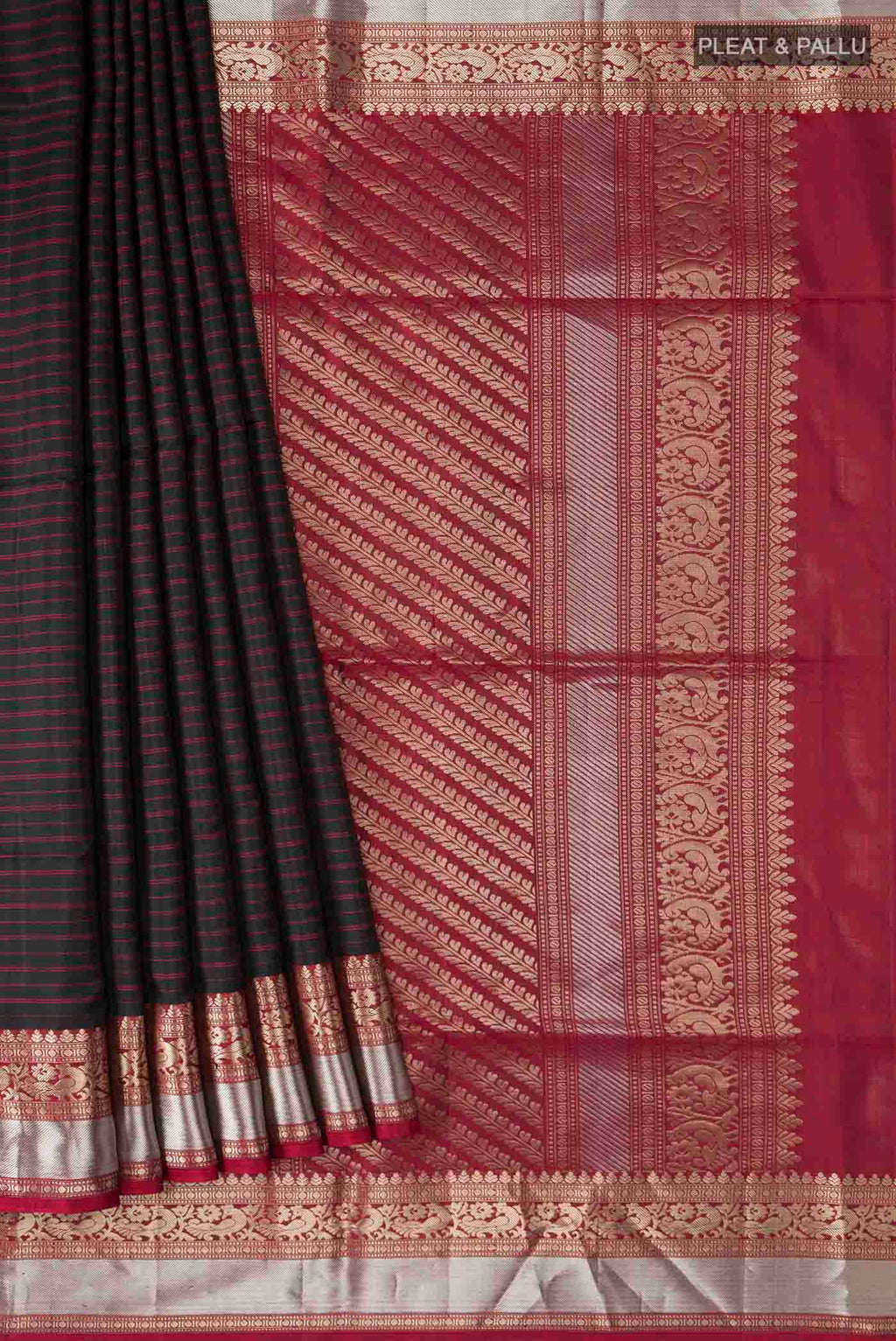 pleats pallu