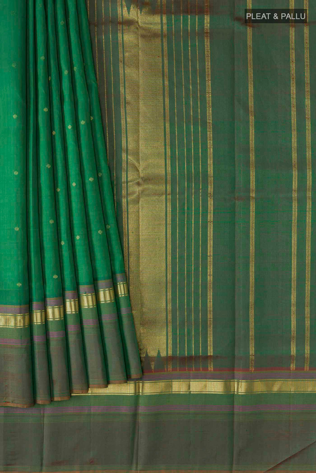 pleats pallu