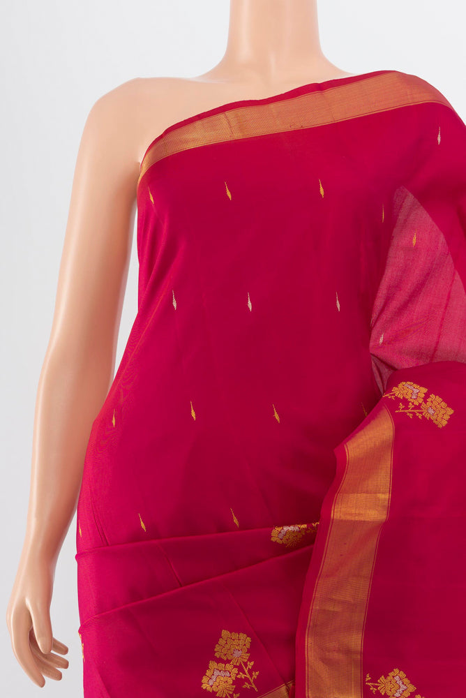 Border image of Pure Silk Pure Zari Maroon Kanjivaram Saree with Zari Butta on the body and Silk Border. 