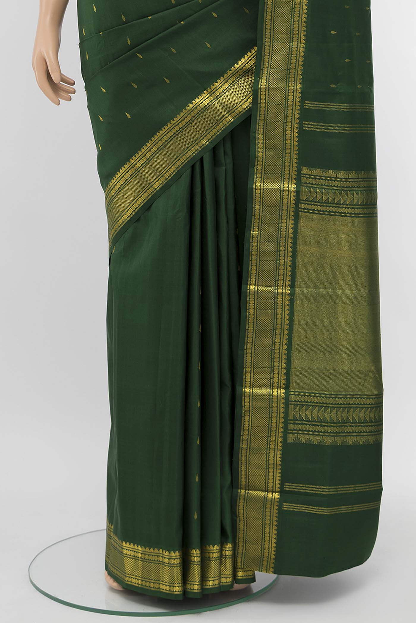 pleats pallu