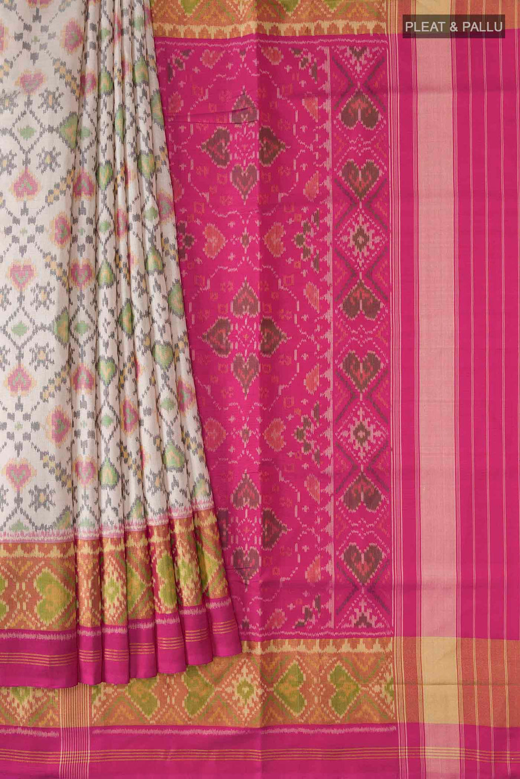 pleats pallu