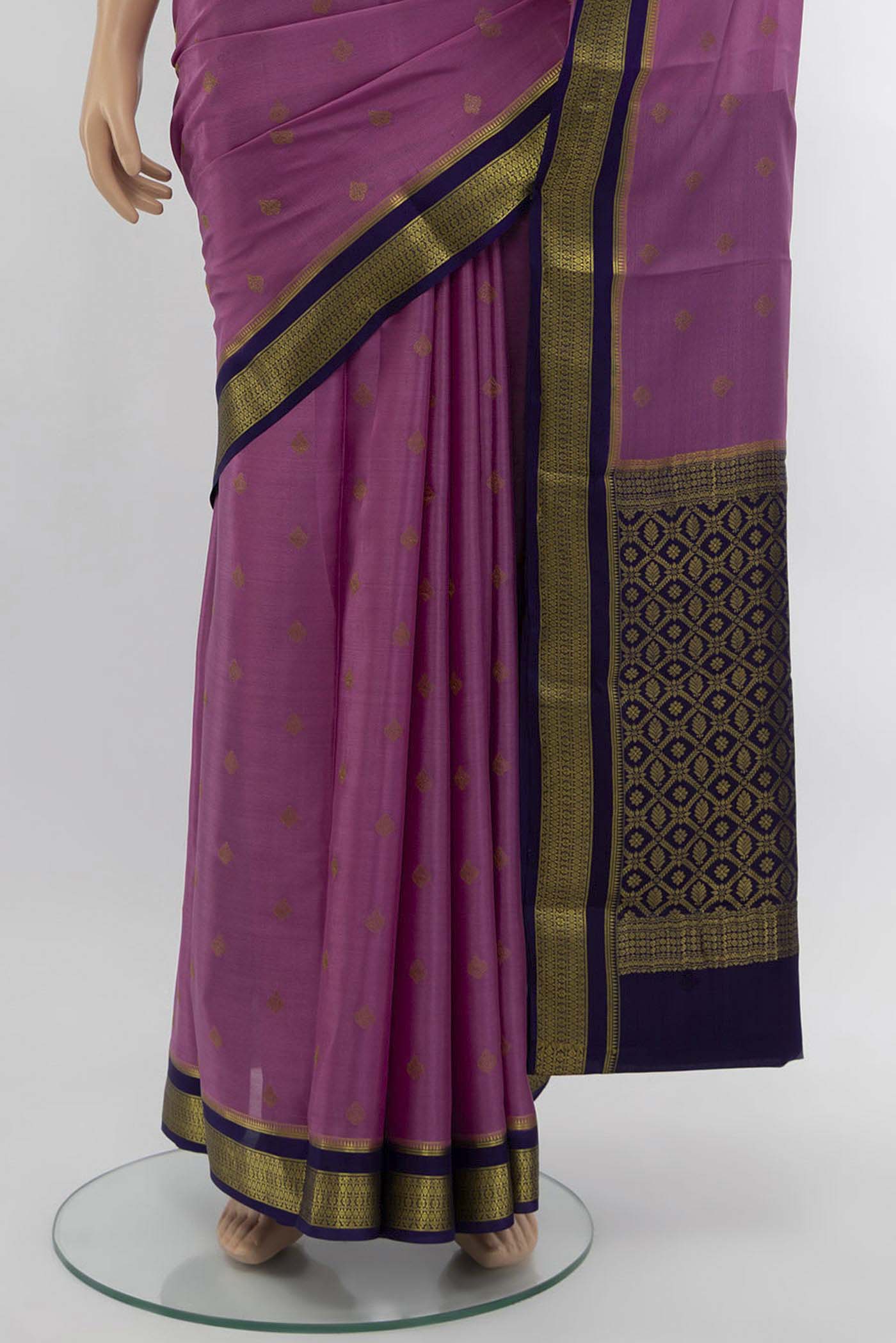 pleats pallu