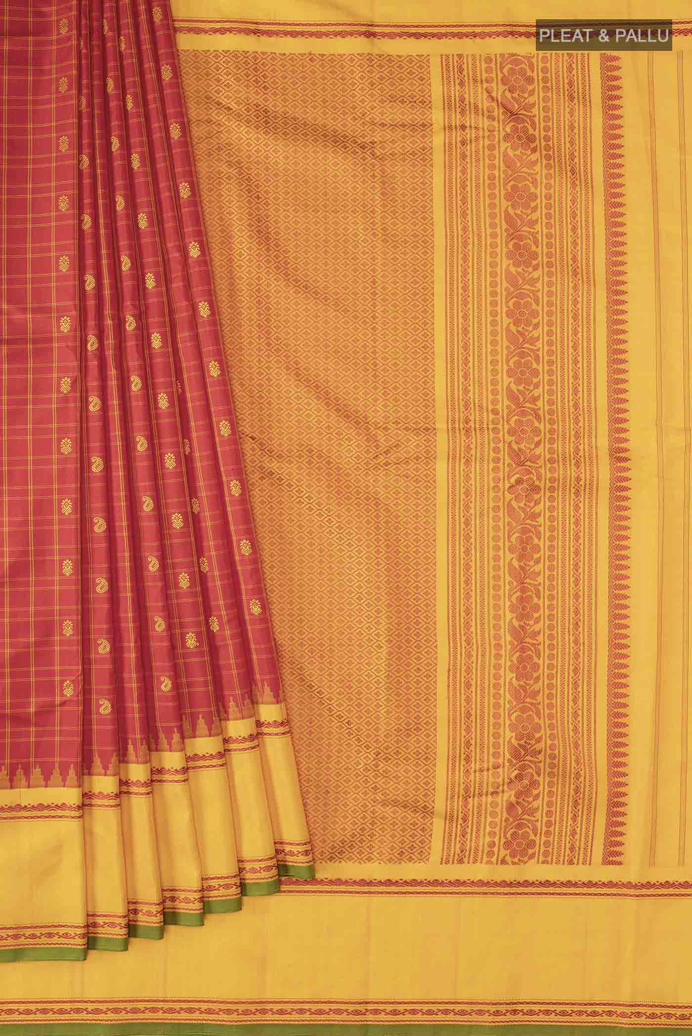 pleats pallu