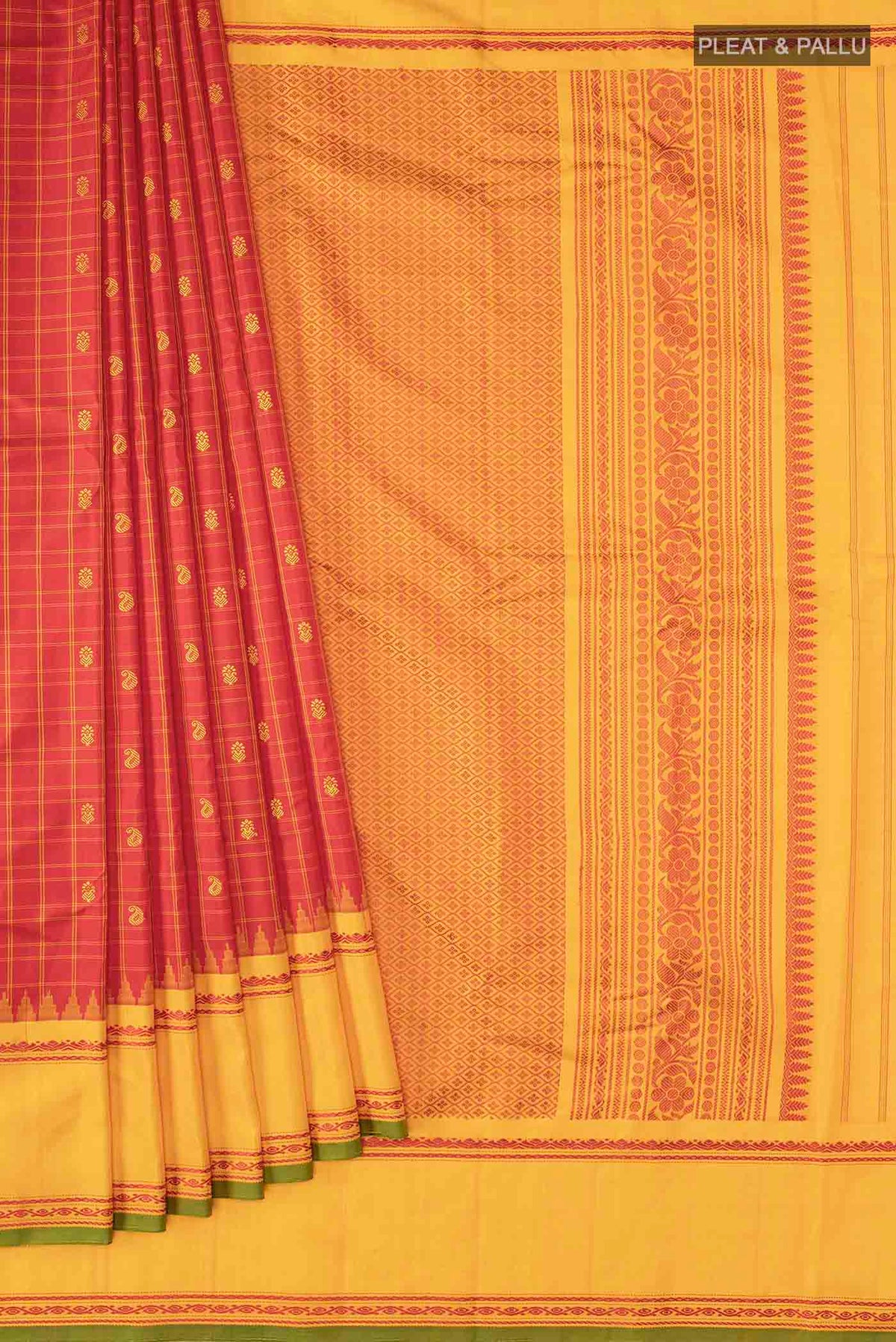 Pleats and pallu of Red Gadwal Silk Saree with Thread Butta on the body and Thread Border