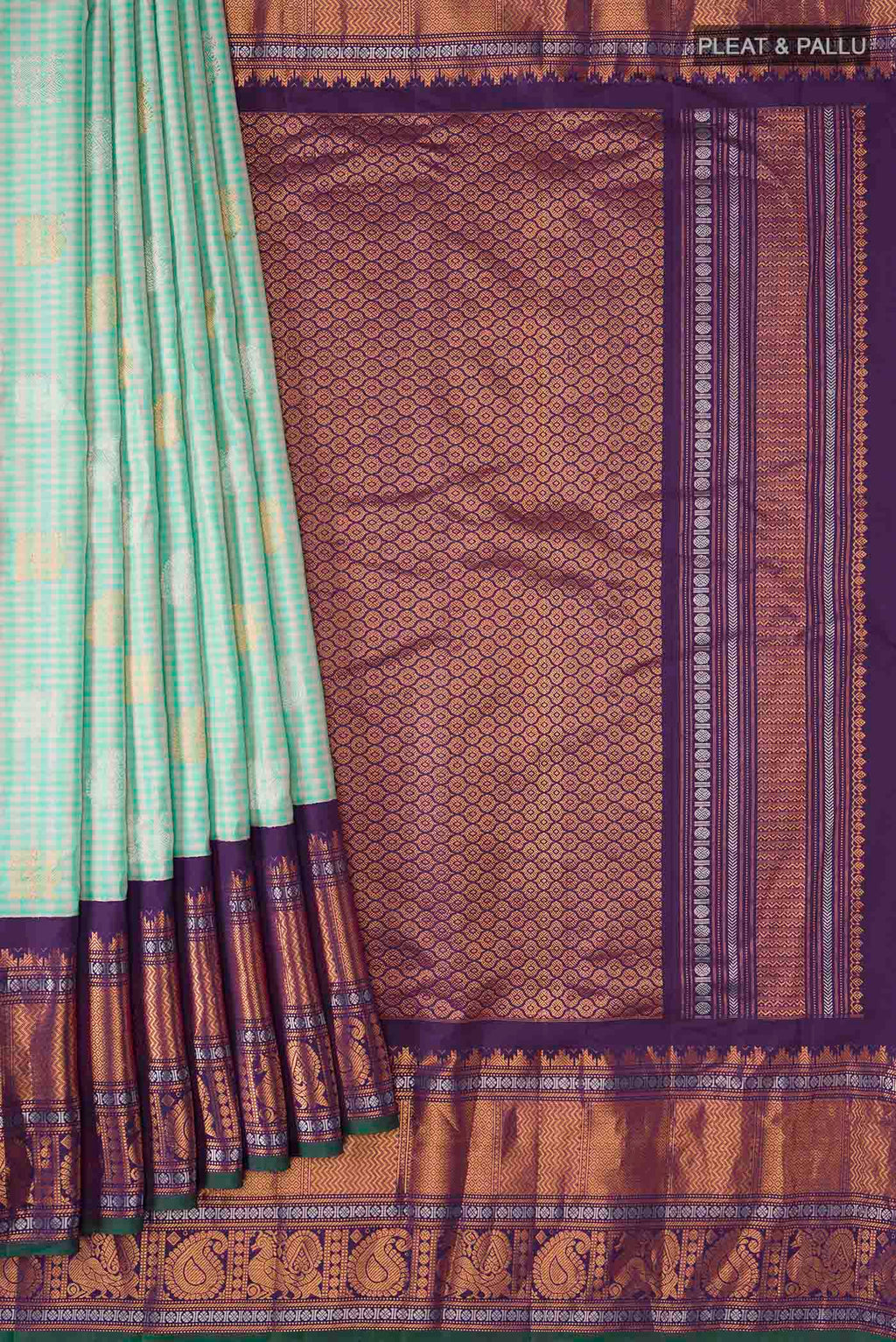 pleats pallu