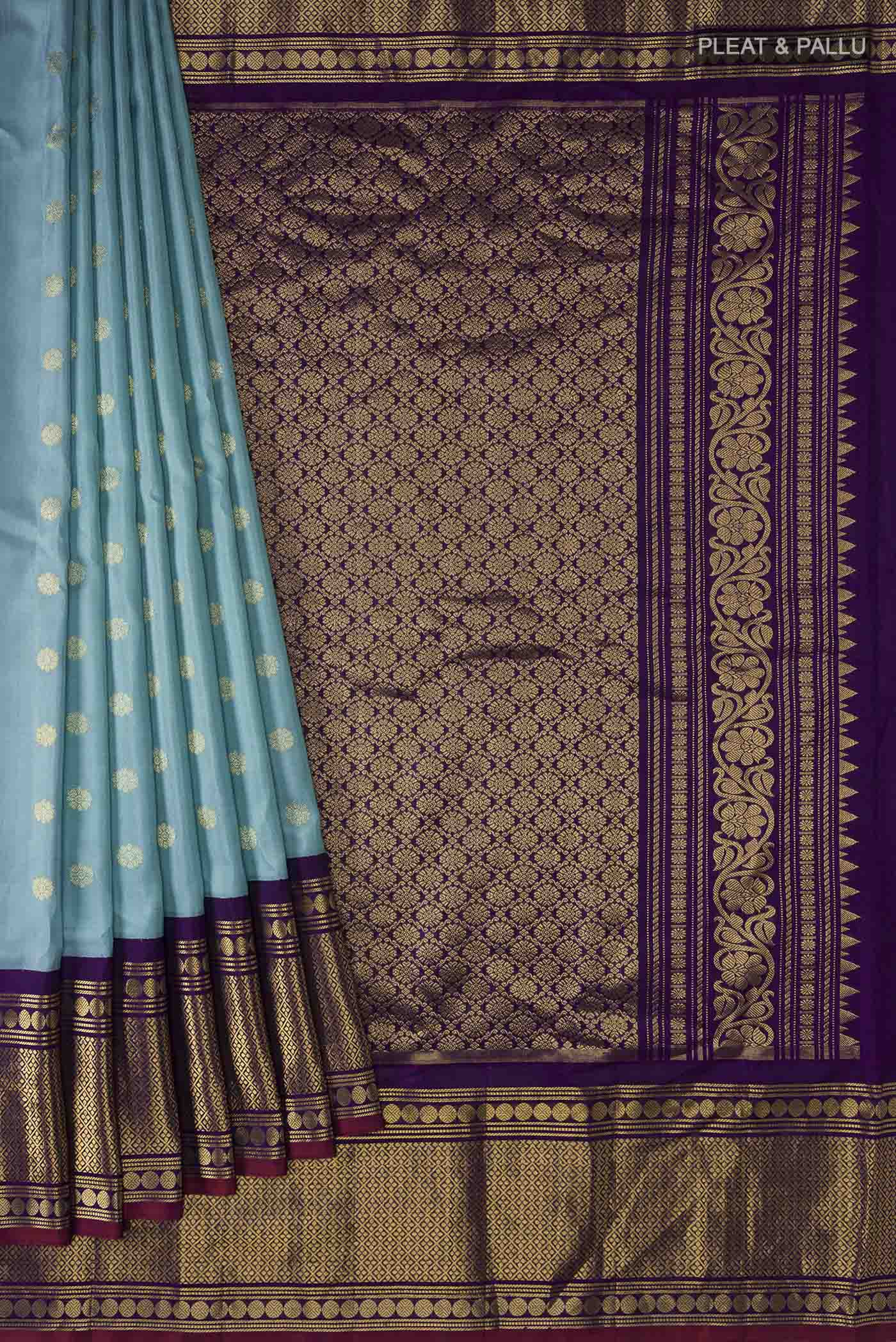 pleats pallu