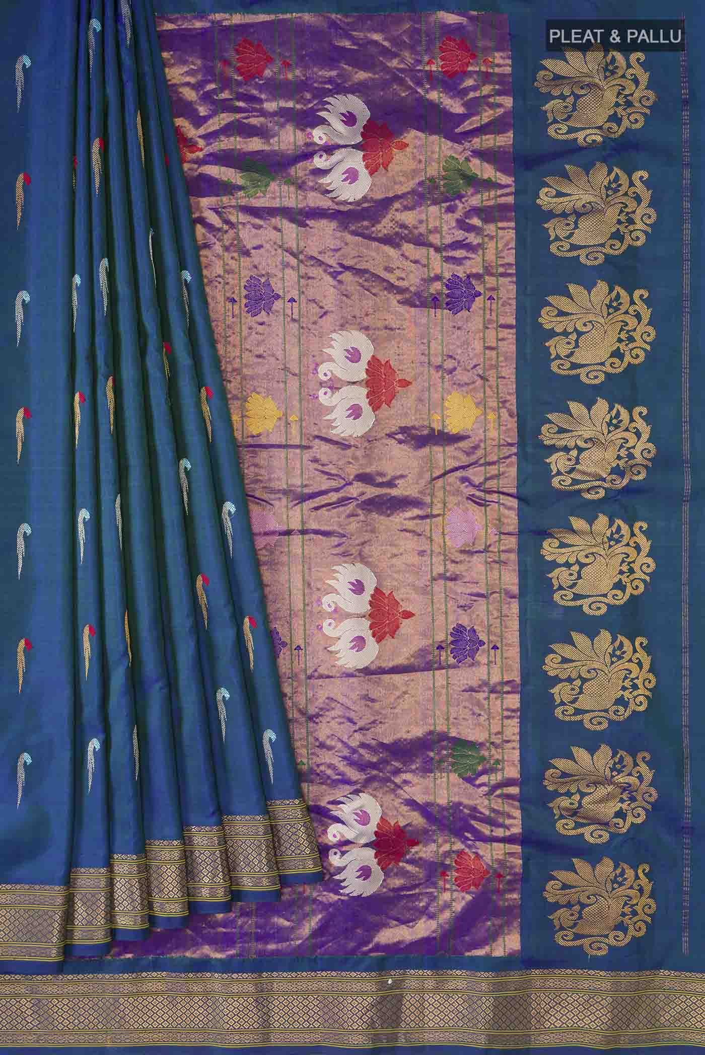 pleats pallu