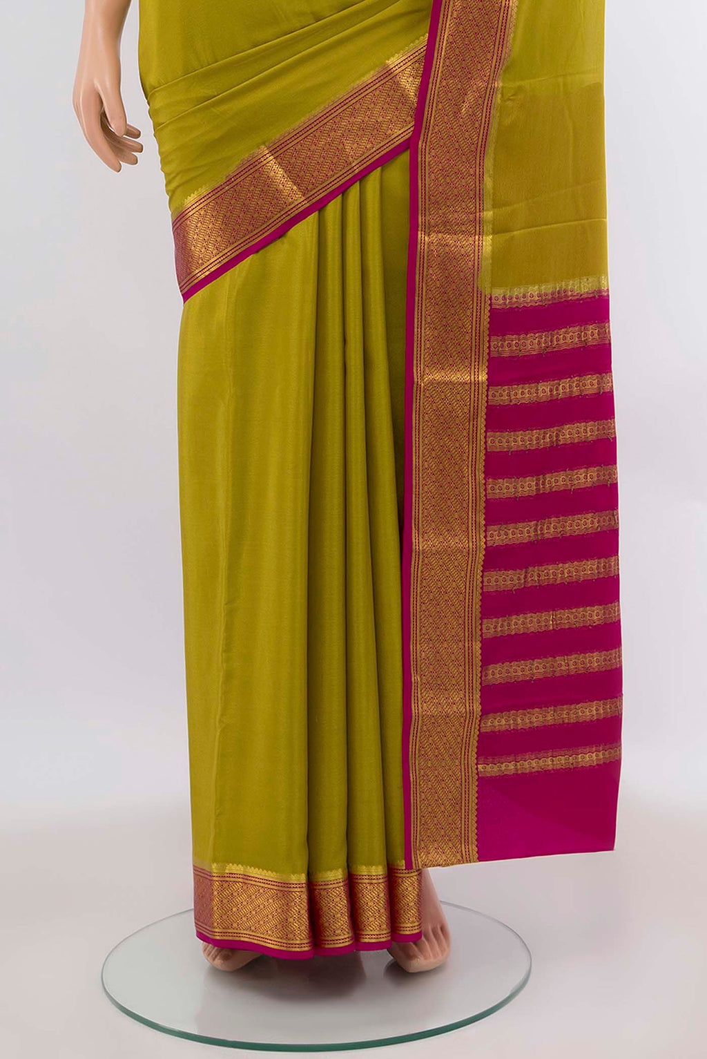 pleats pallu