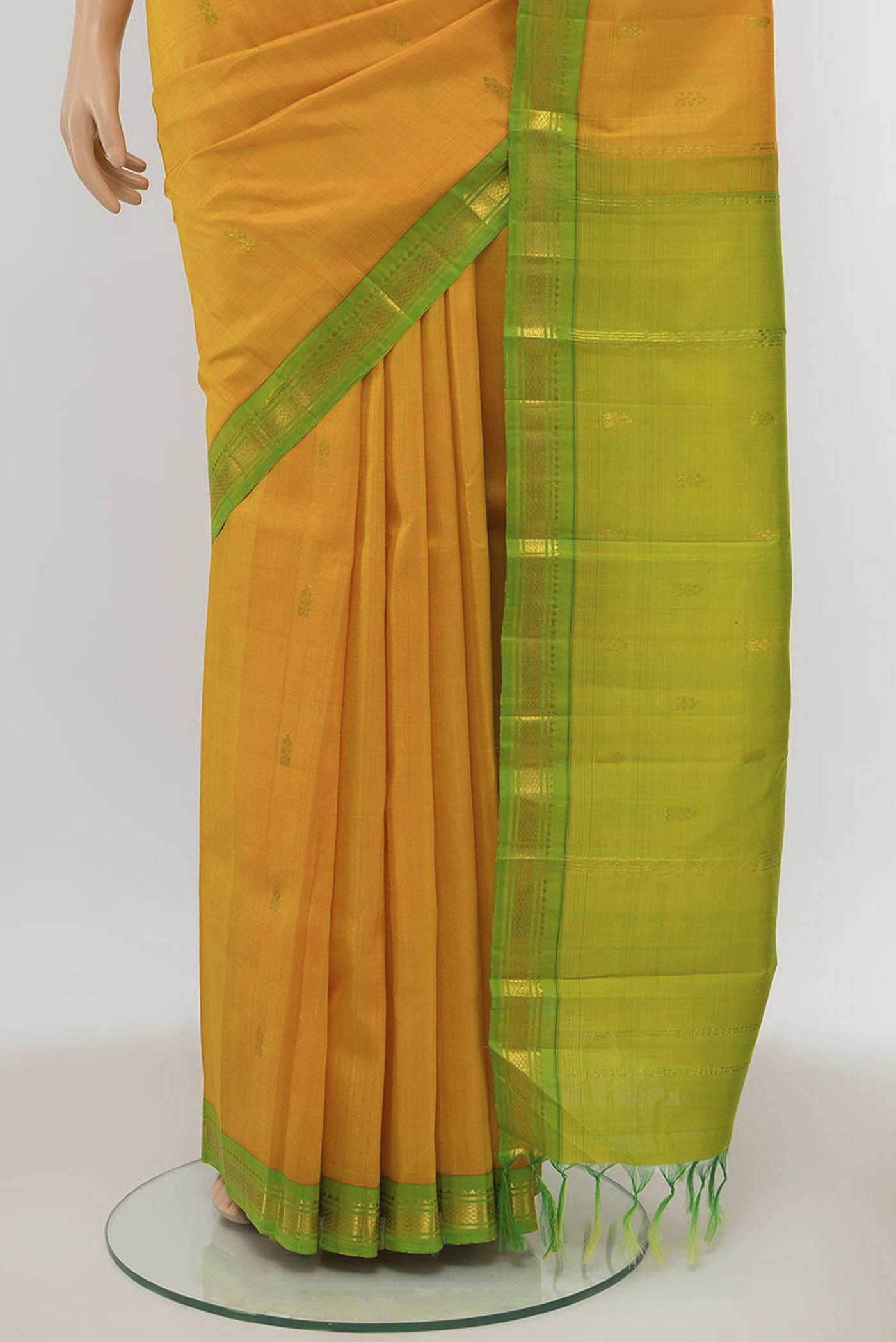 pleats pallu
