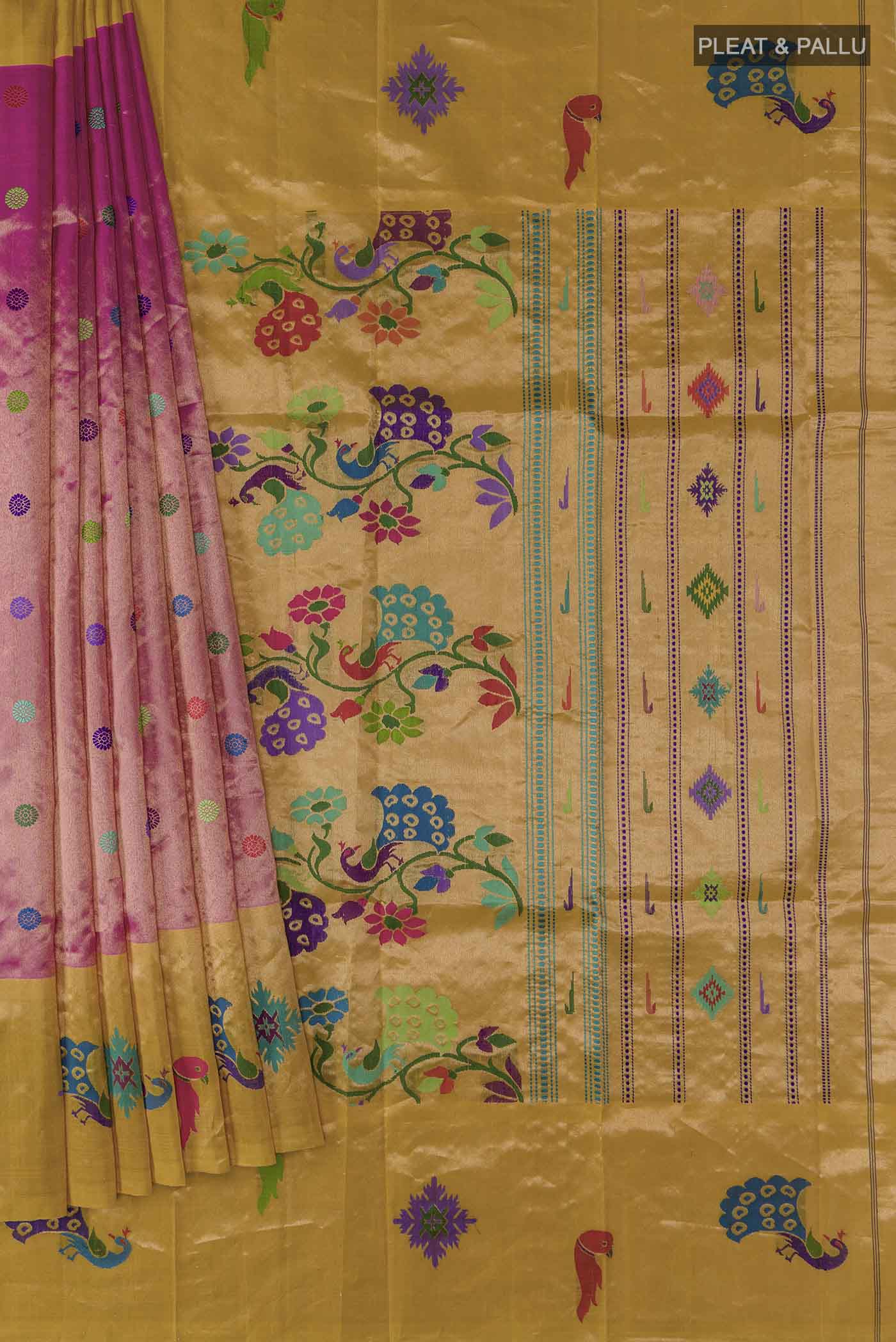 pleats pallu