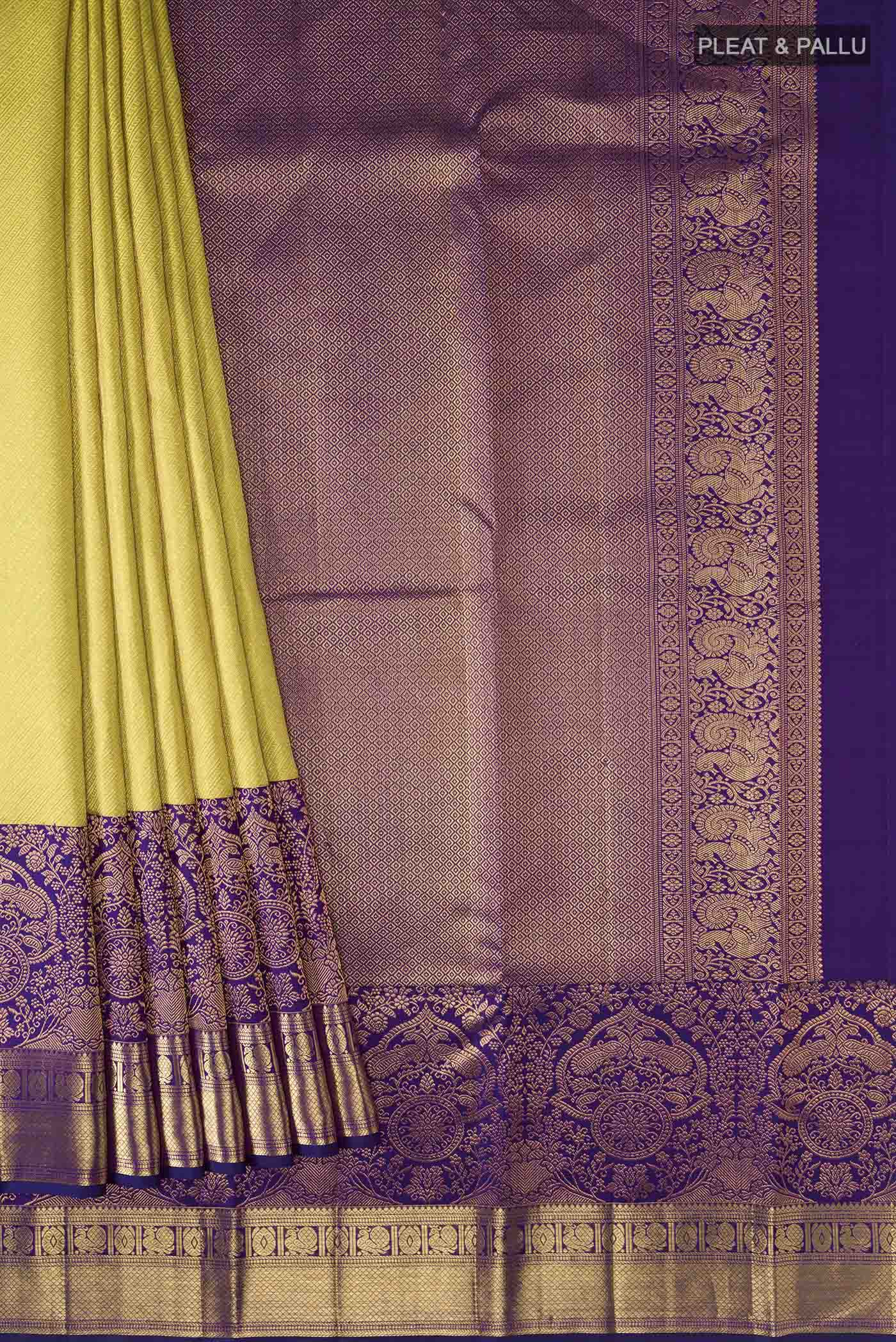 pleats pallu