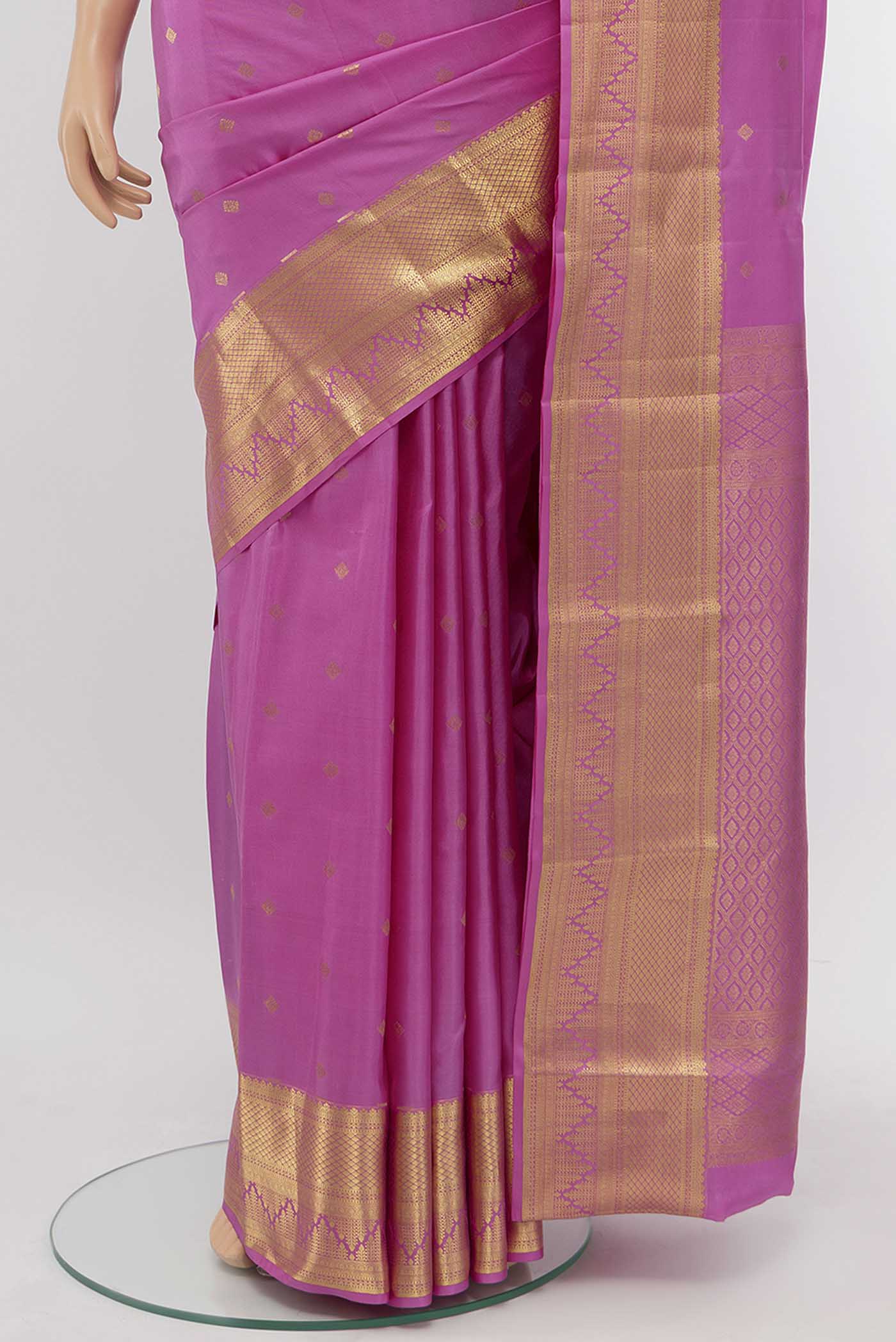 pleats pallu