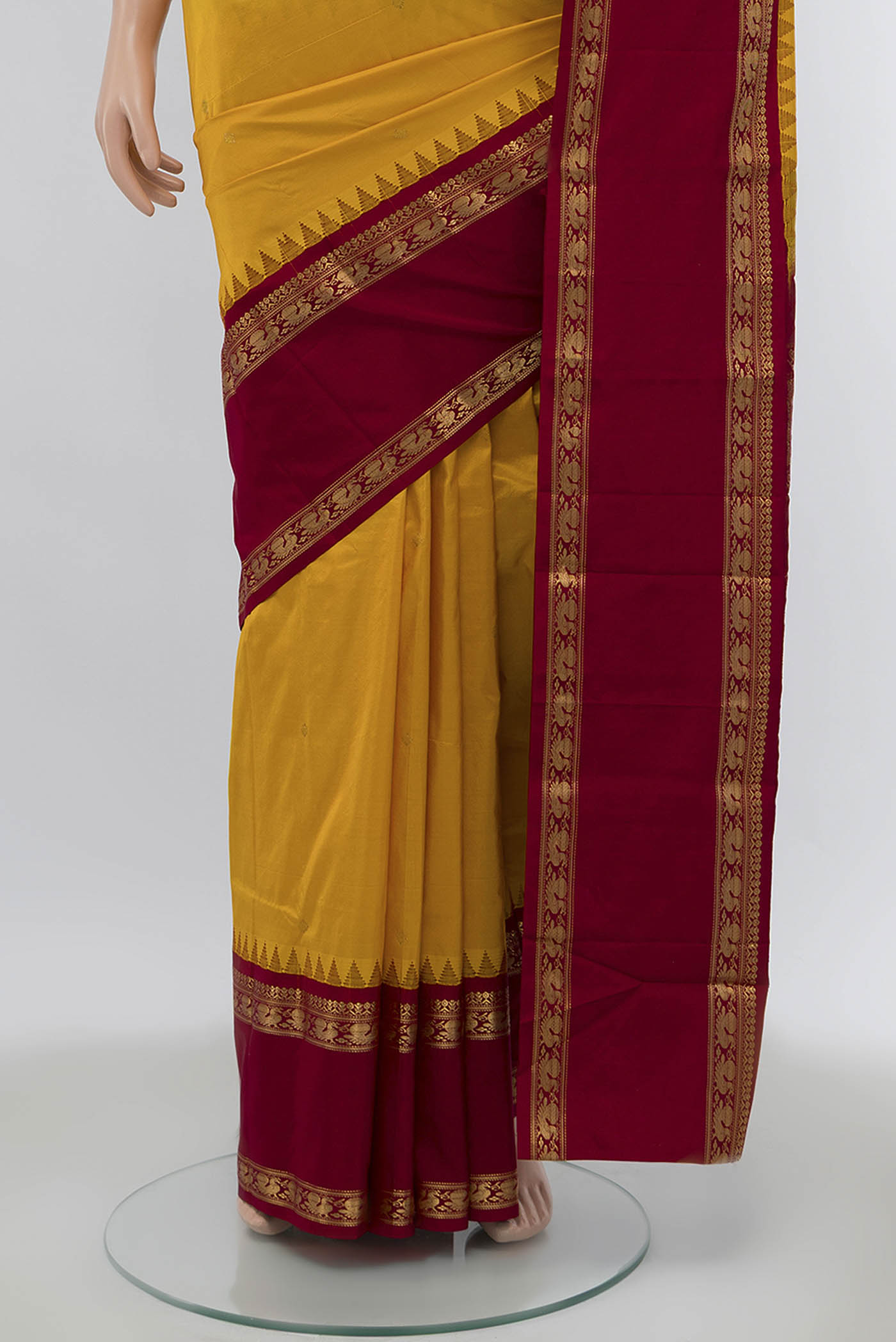 pleats pallu