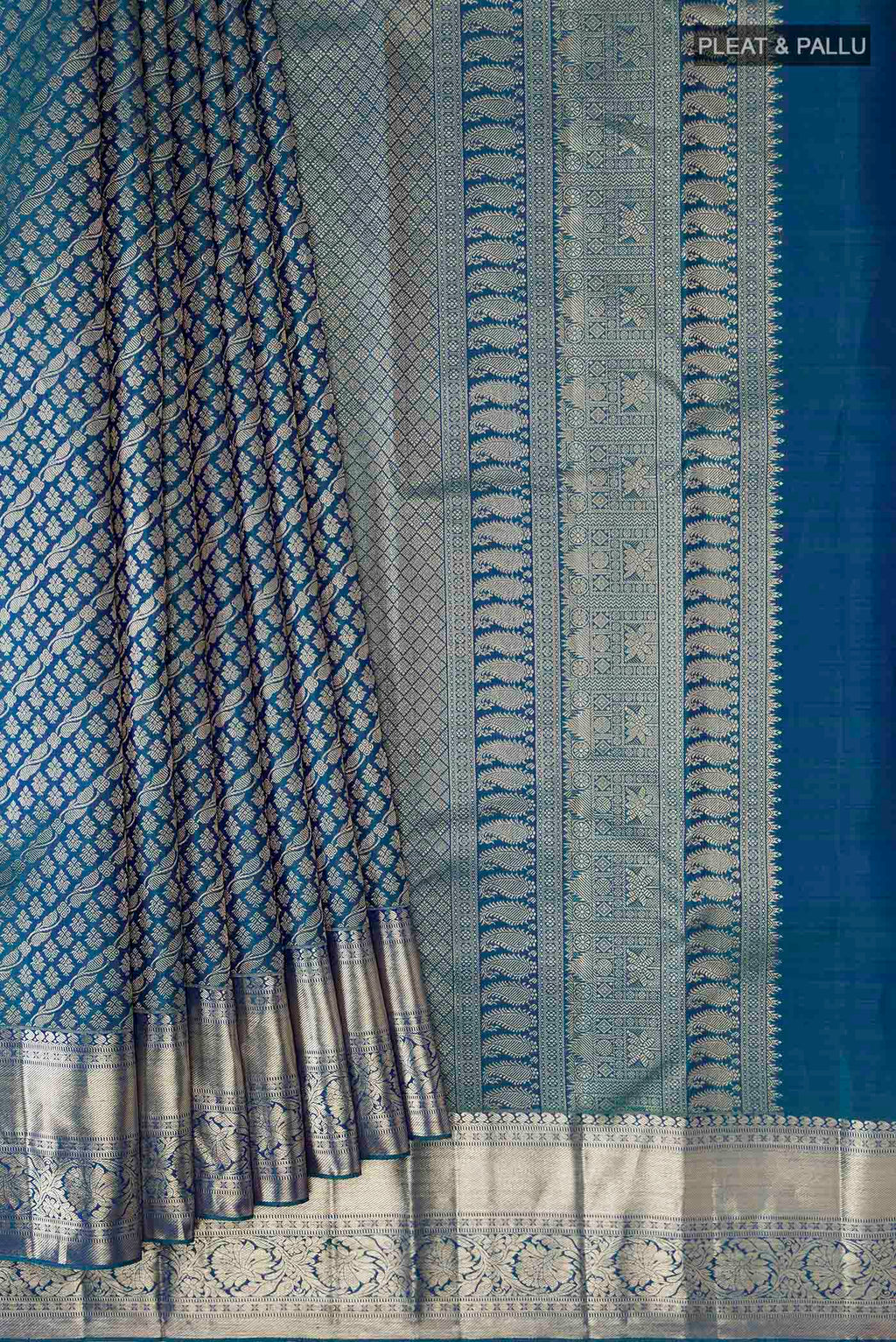 pleats pallu