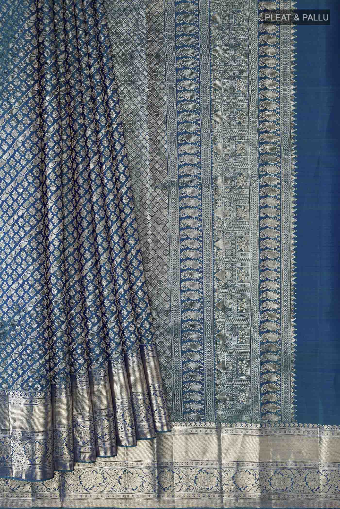 pleats pallu