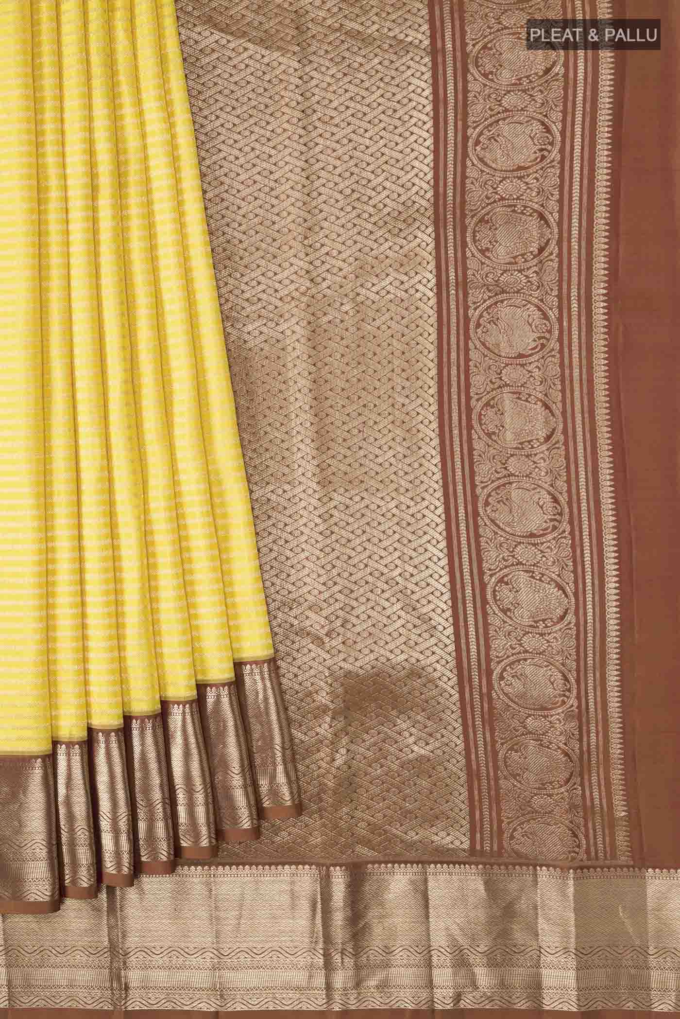pleats pallu