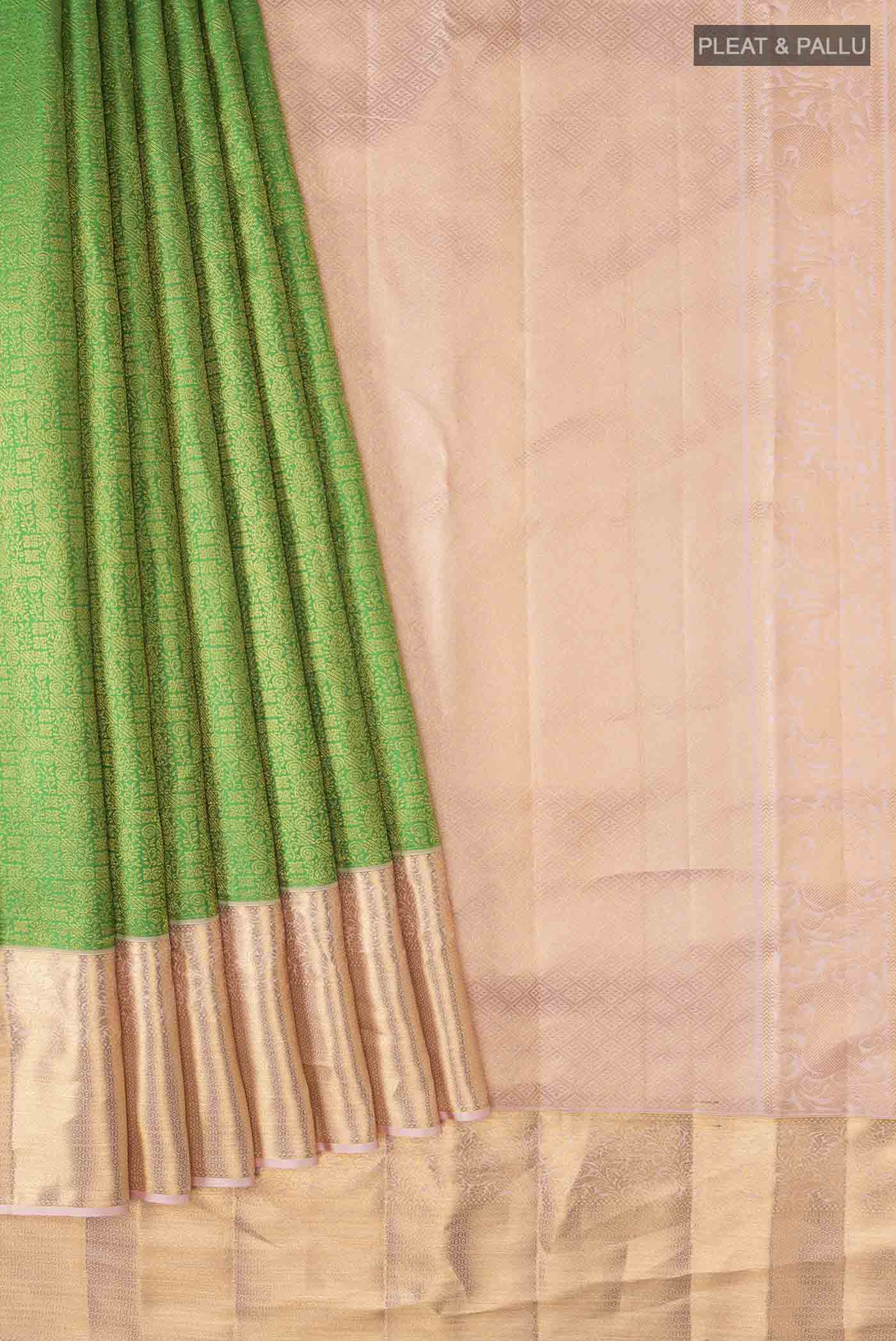 pleats pallu